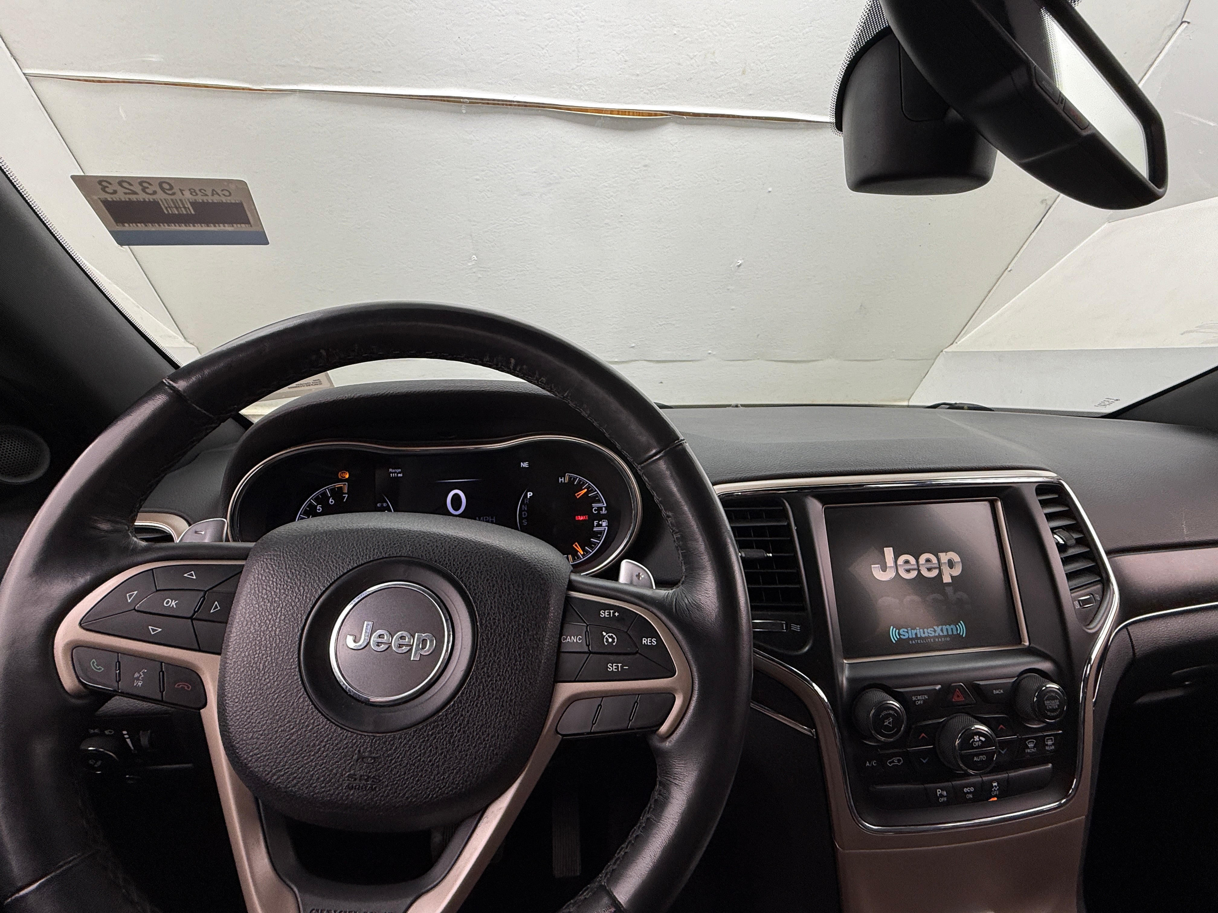 2015 Jeep Grand Cherokee Limited Edition 2