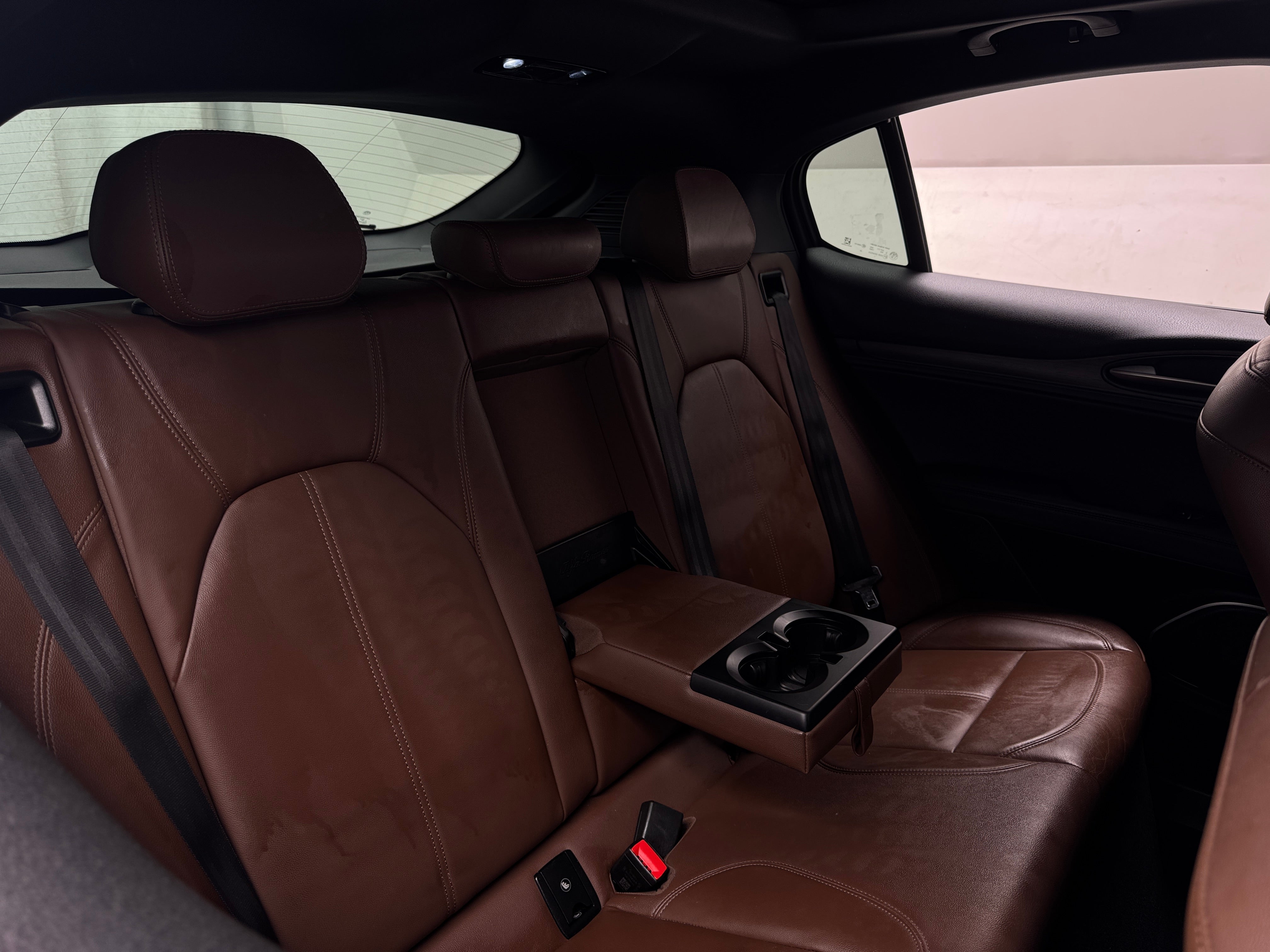 2022 Alfa Romeo Stelvio Ti 5