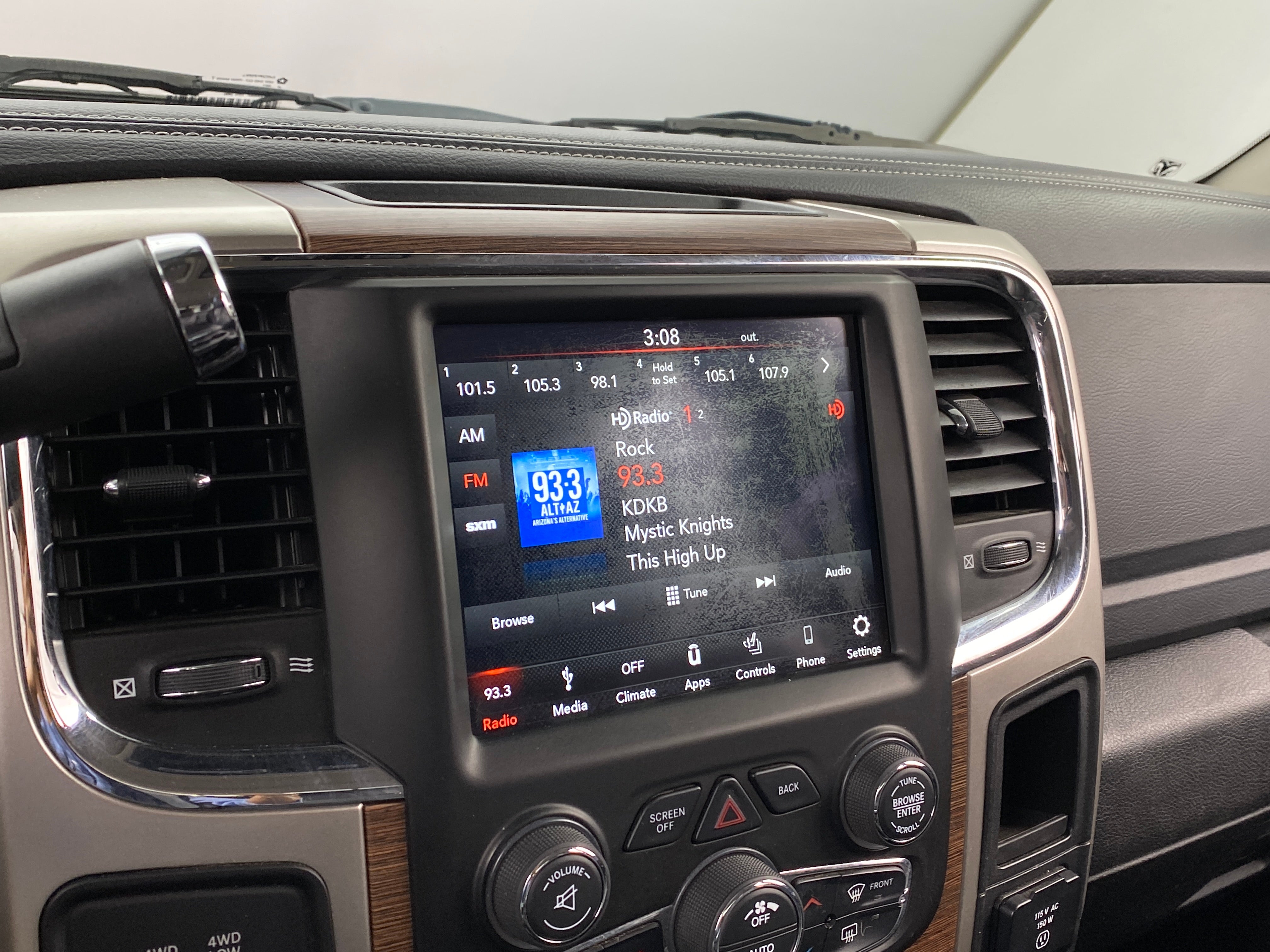 2018 RAM 2500 Laramie 4