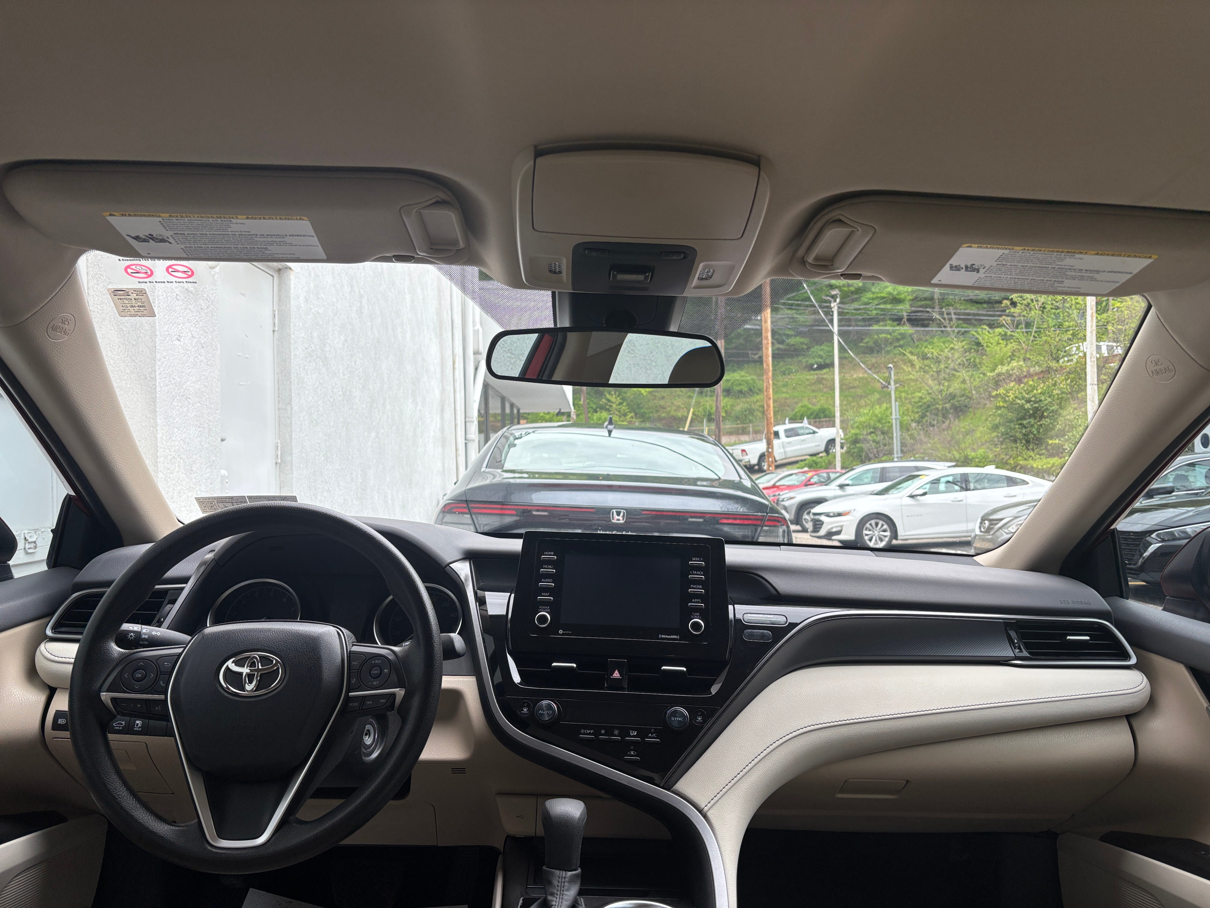 2023 Toyota Camry LE 3