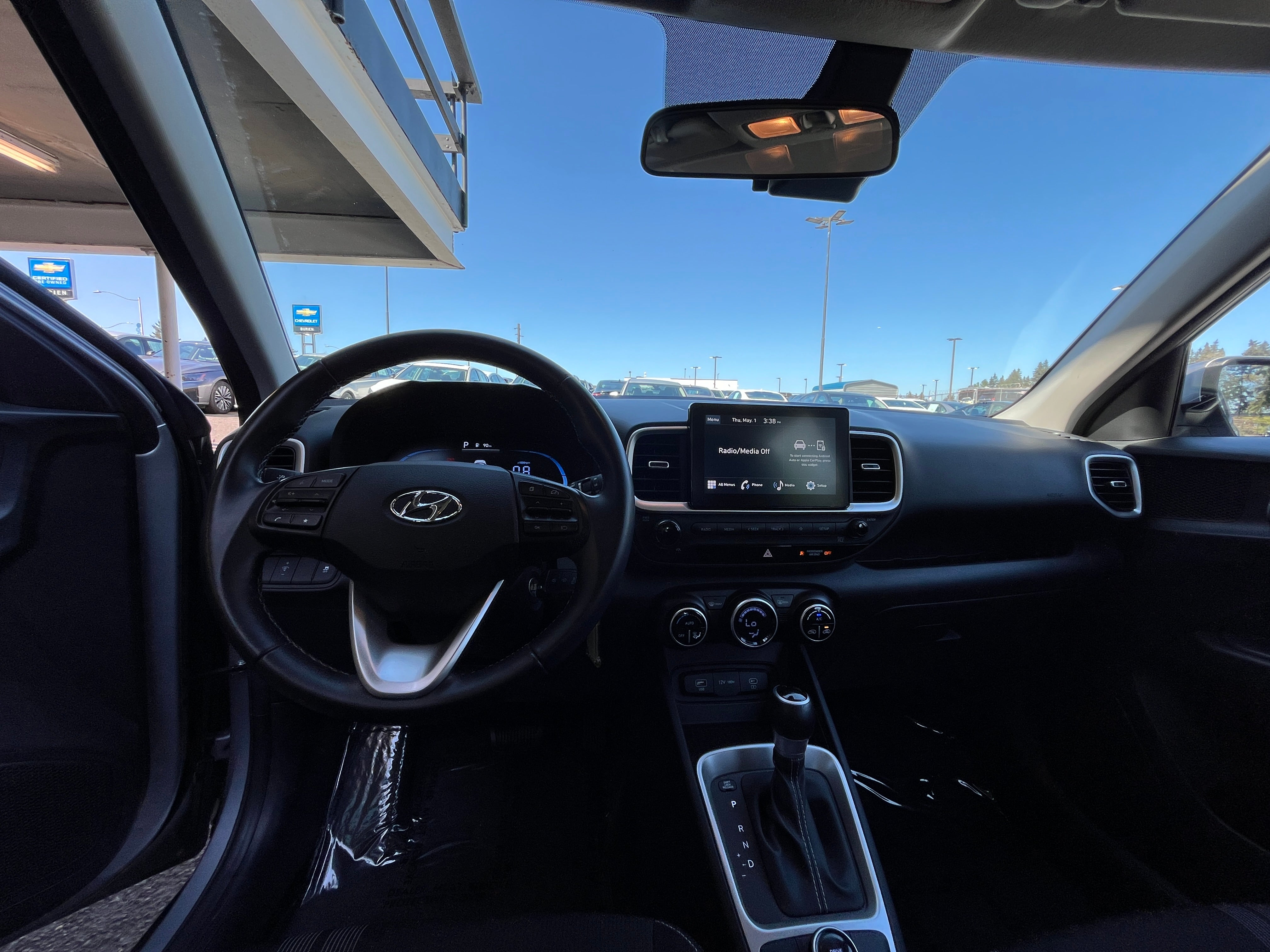 2023 Hyundai Venue SEL 3