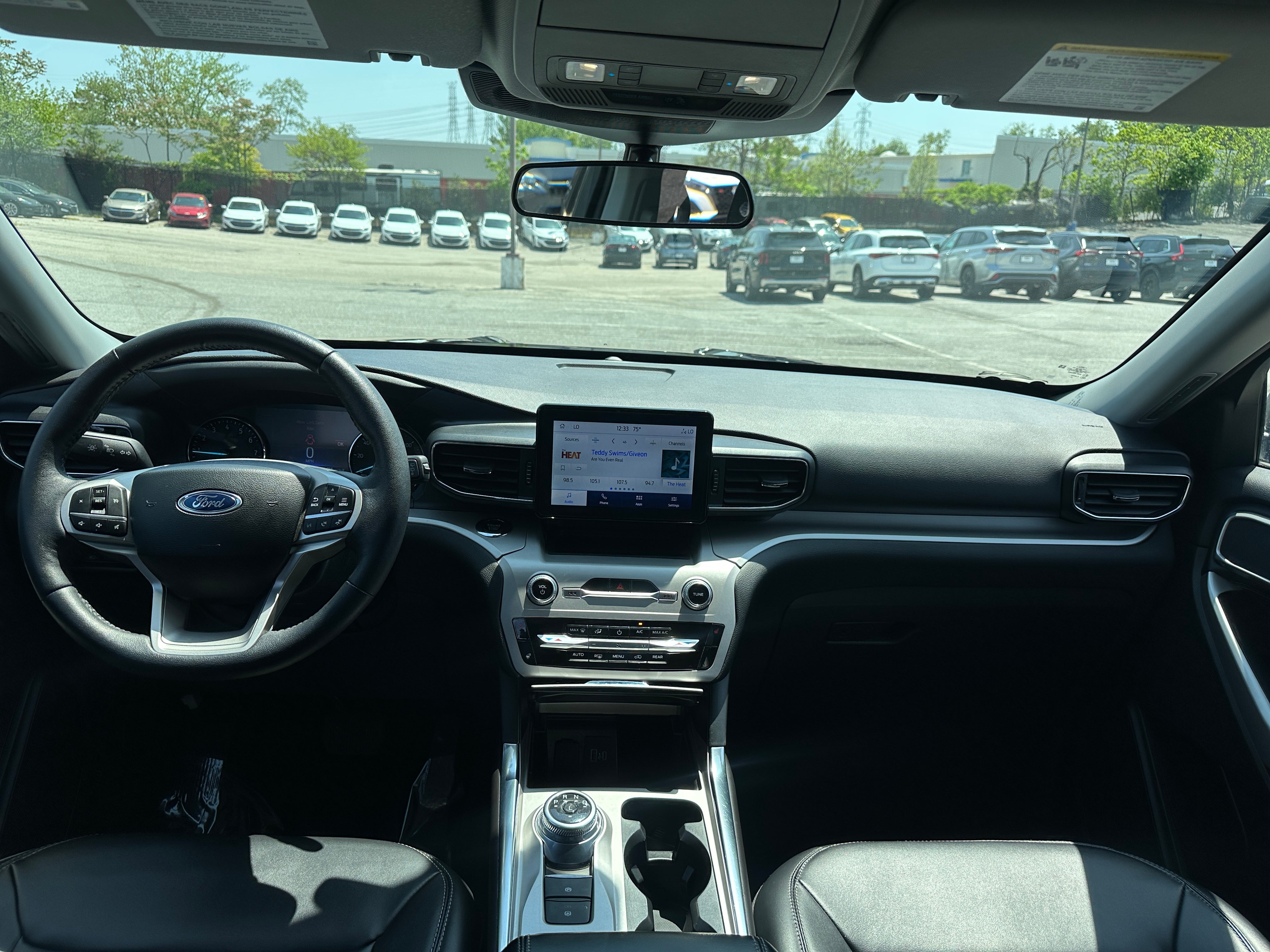 2024 Ford Explorer XLT 3