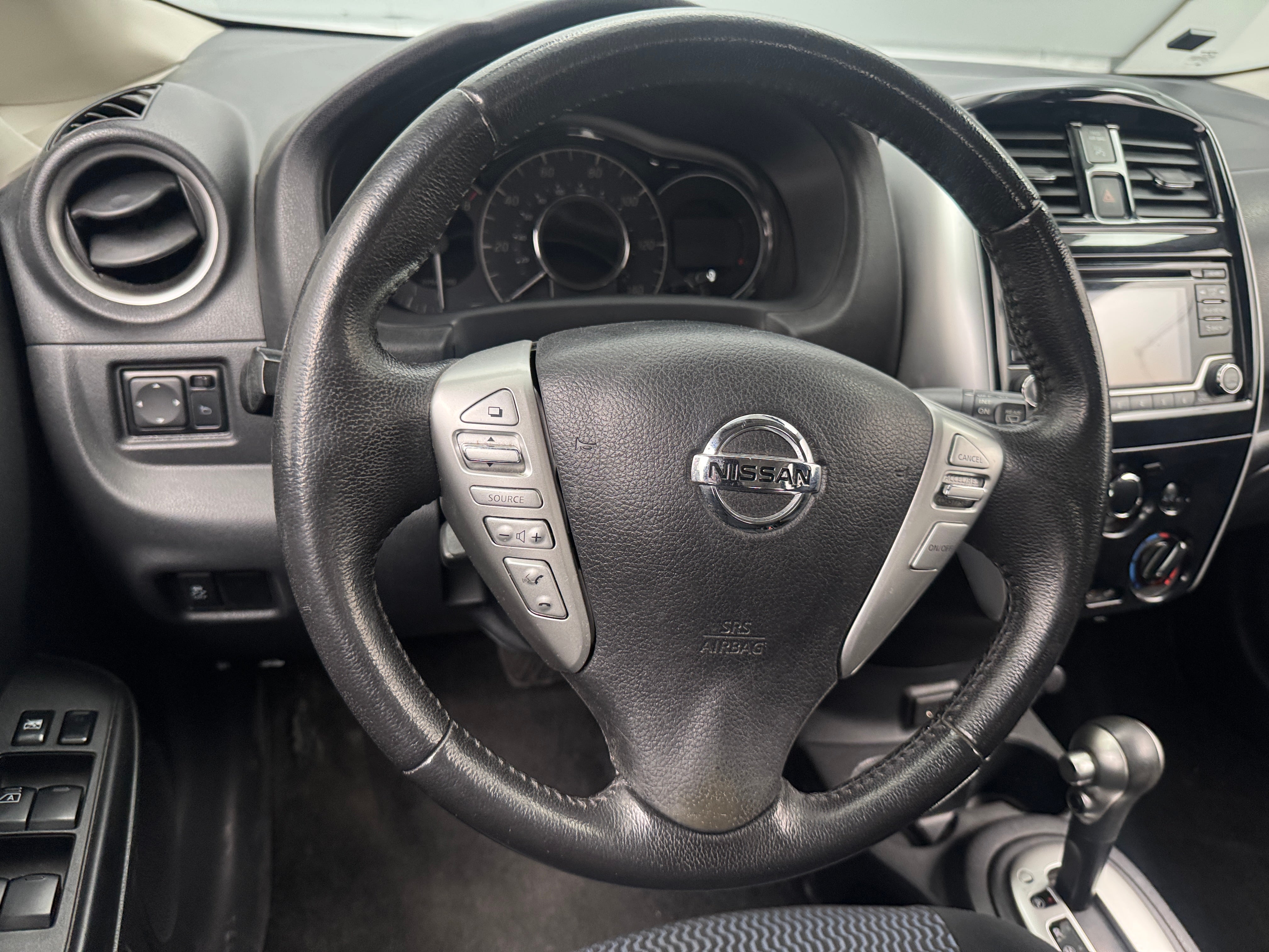 2017 Nissan Versa Note SV 5
