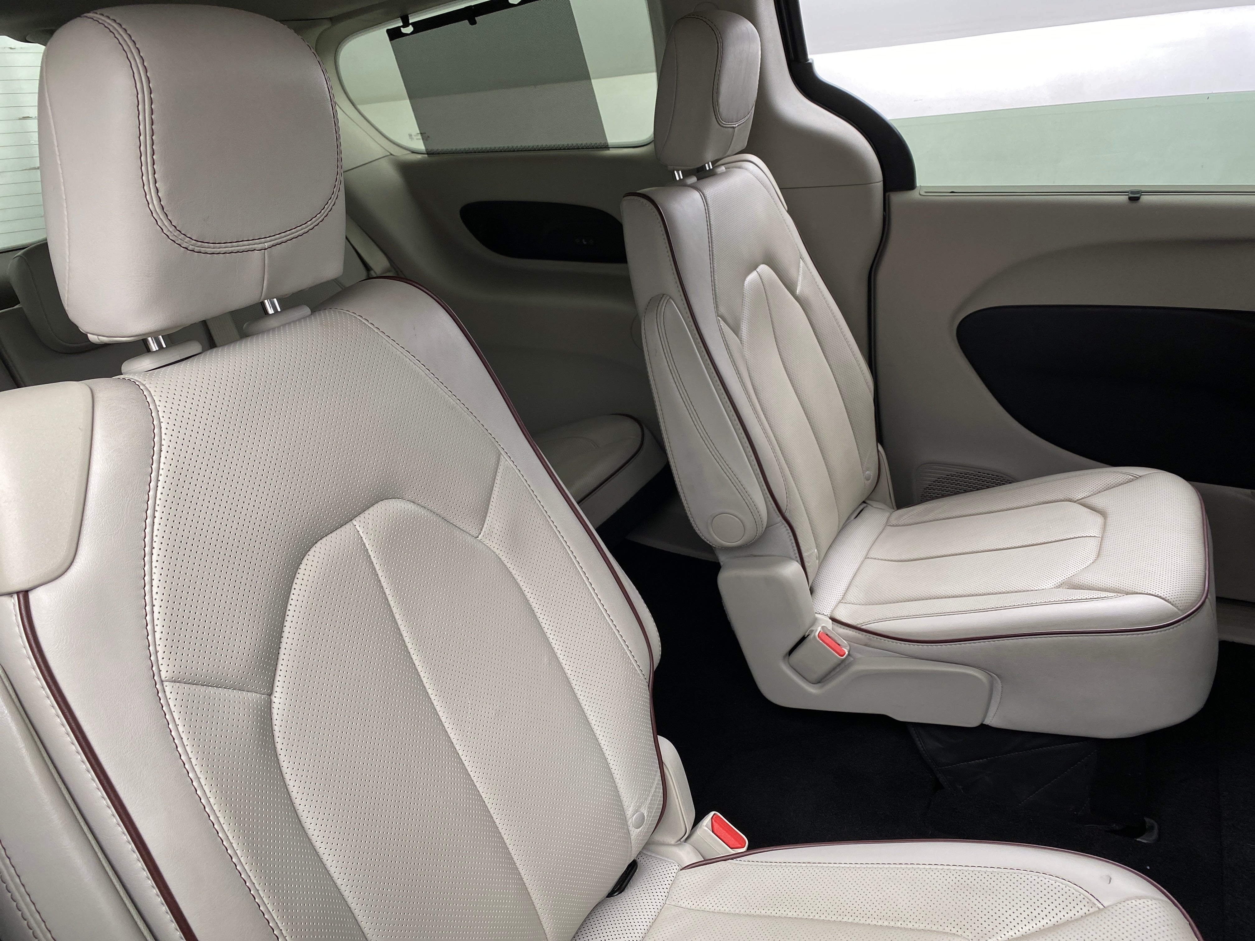 2018 Chrysler Pacifica Limited 5
