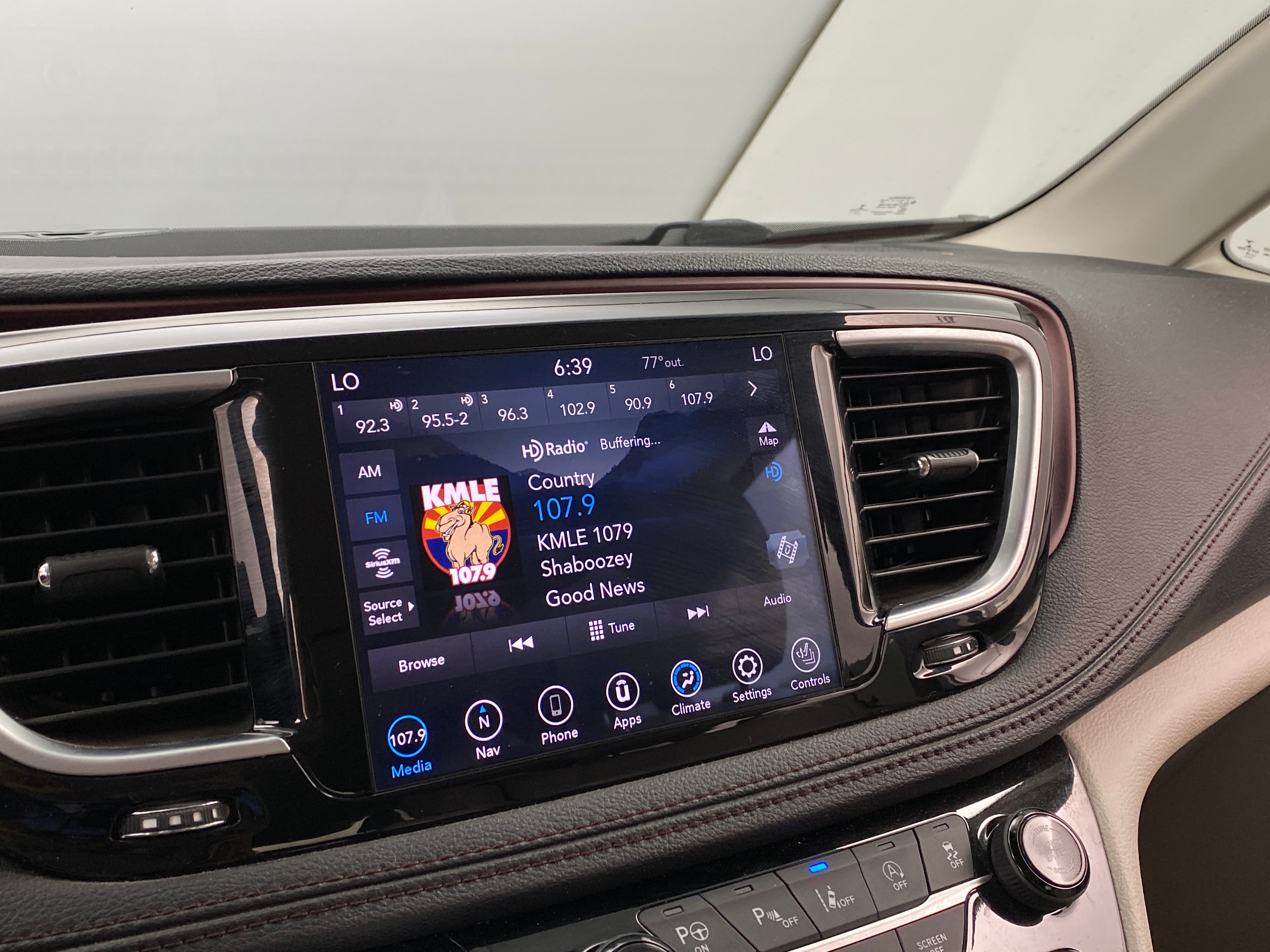 2018 Chrysler Pacifica Limited 3