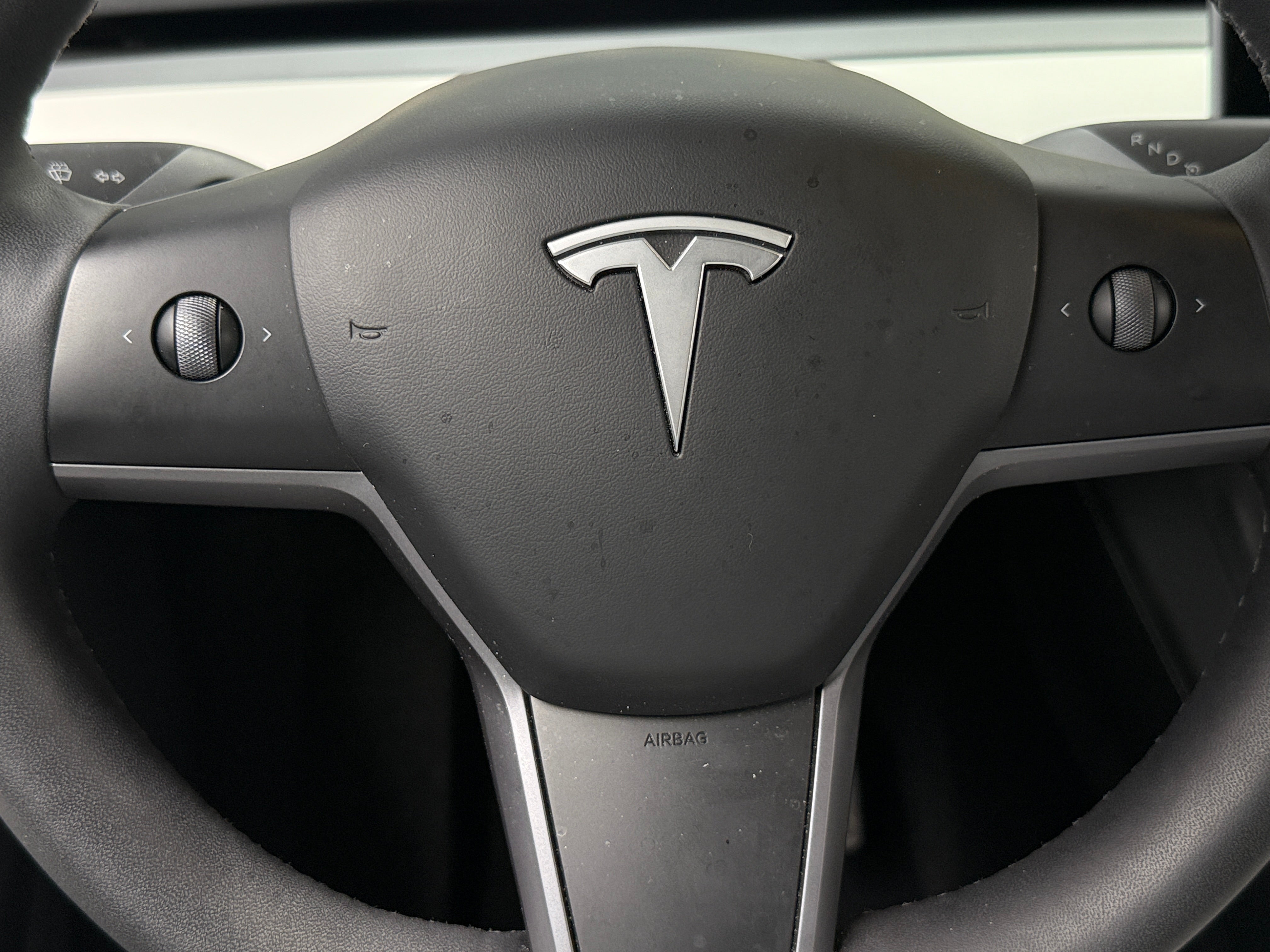 2023 Tesla Model Y Long Range 4