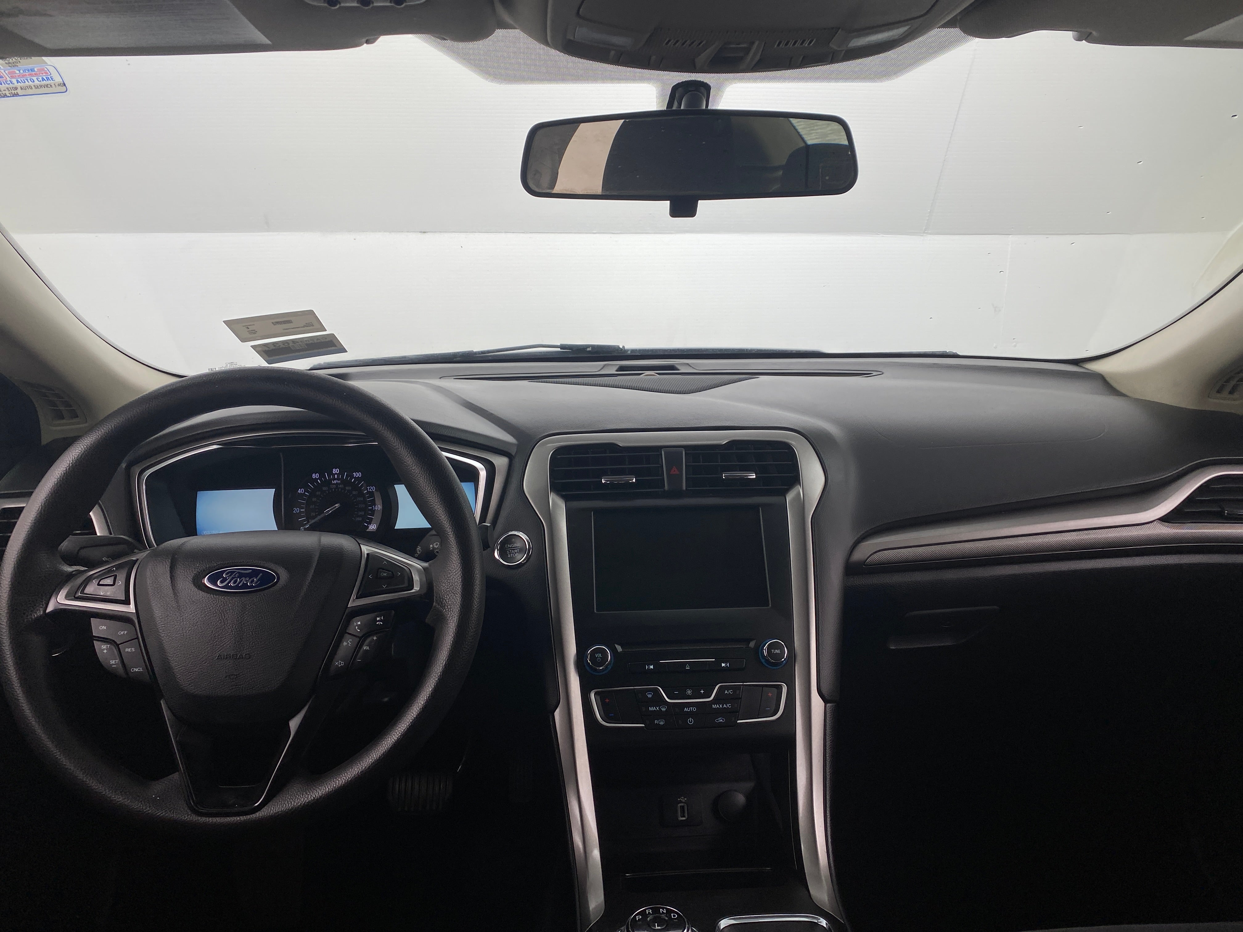 2017 Ford Fusion SE 3