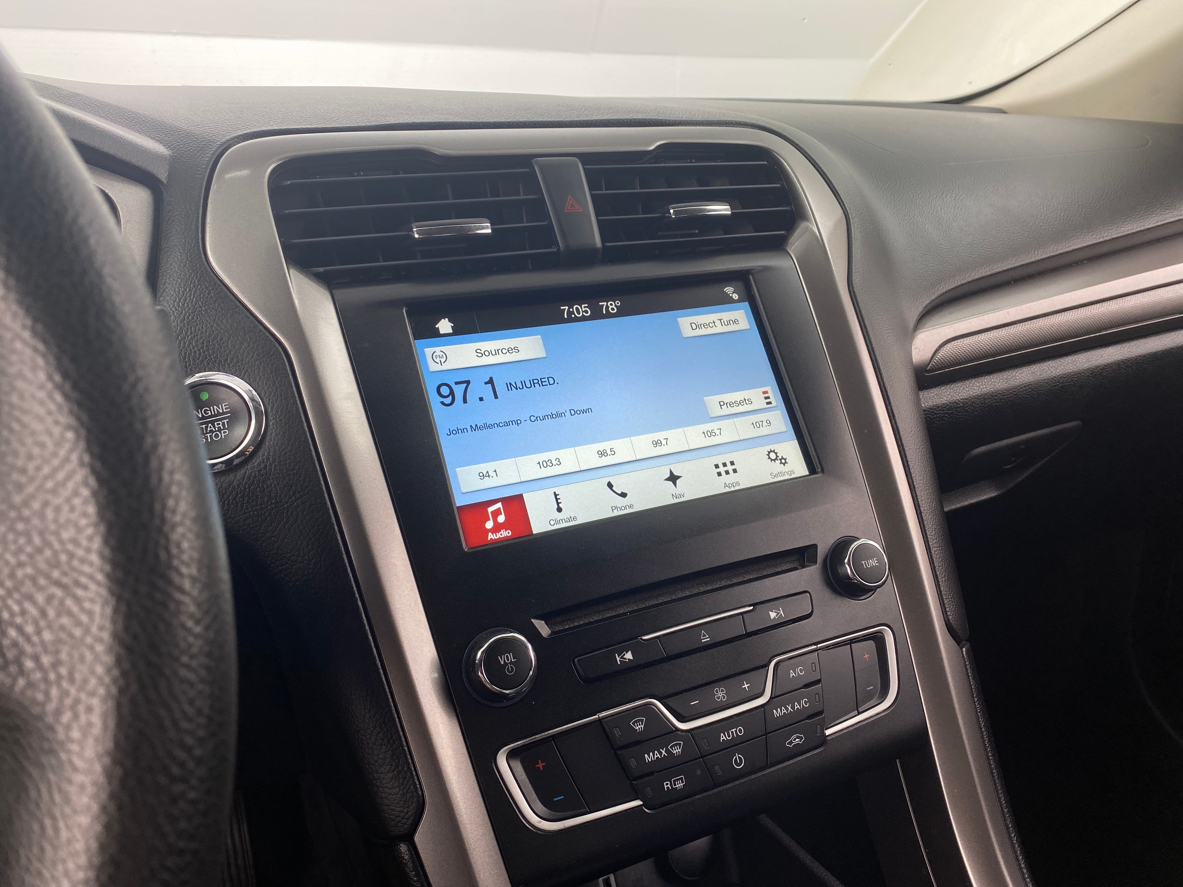2017 Ford Fusion SE 4