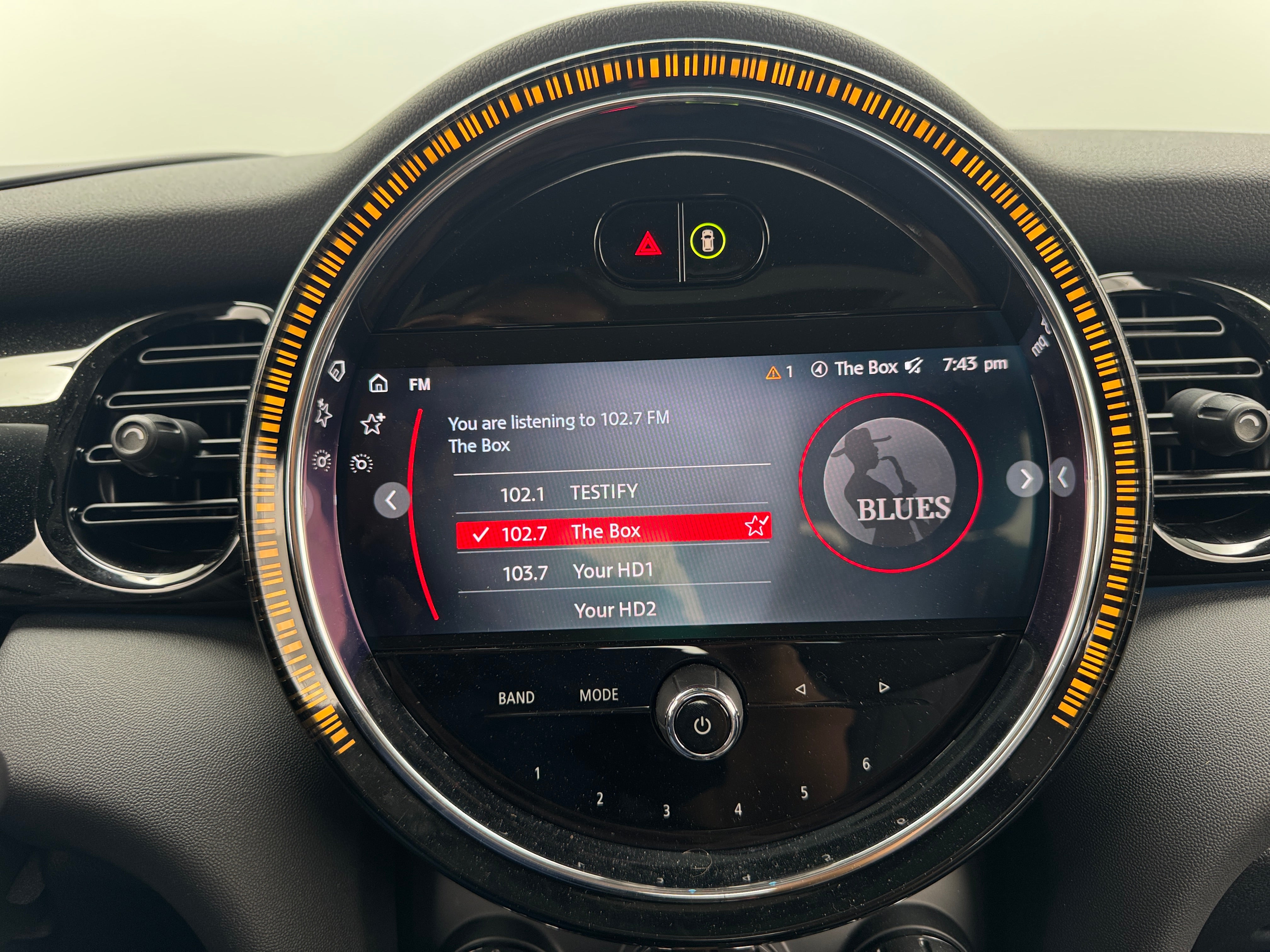 2023 MINI Cooper Hardtop SE 3