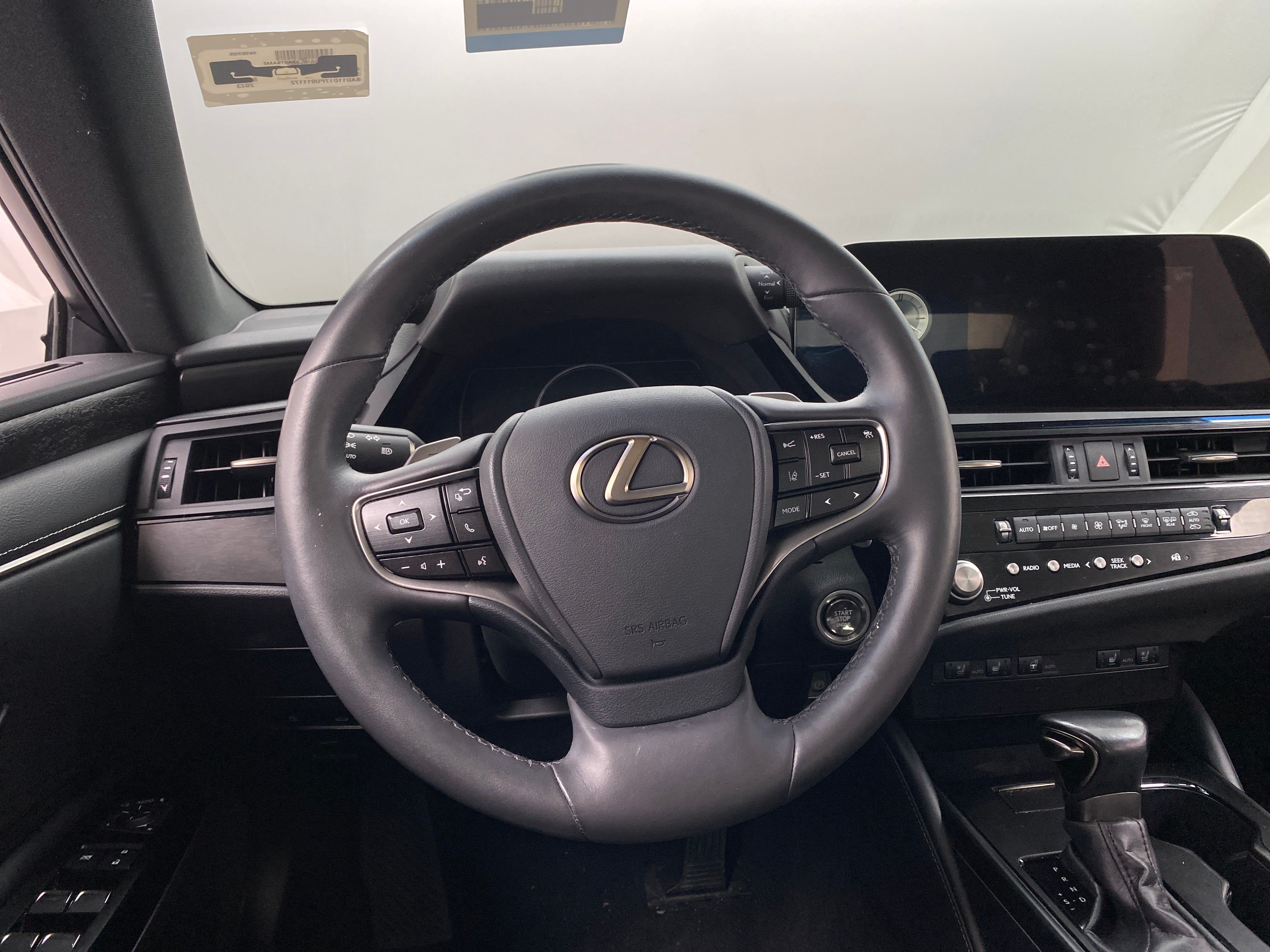 2023 Lexus ES 250 4