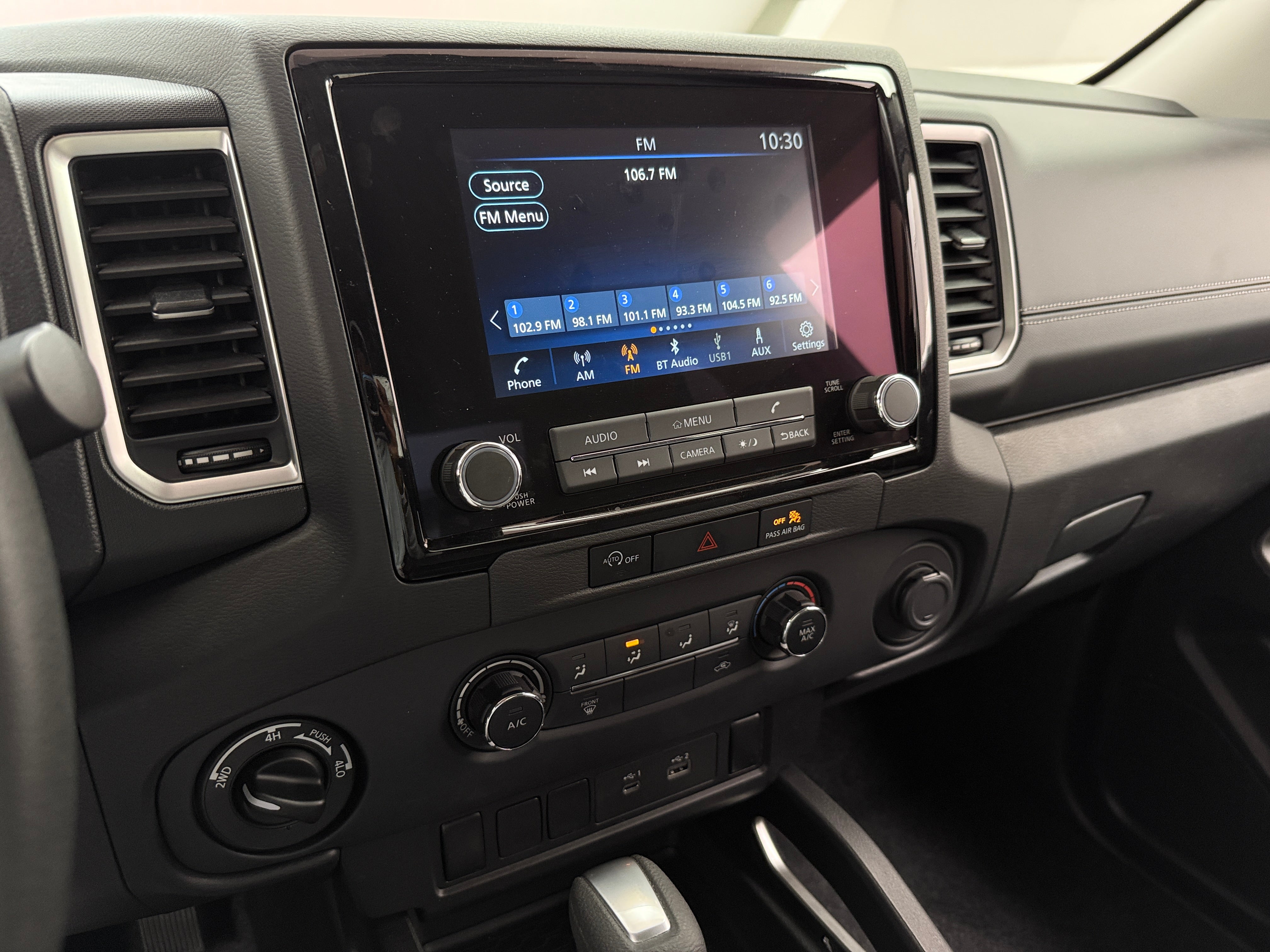 2024 Nissan Frontier SV 3
