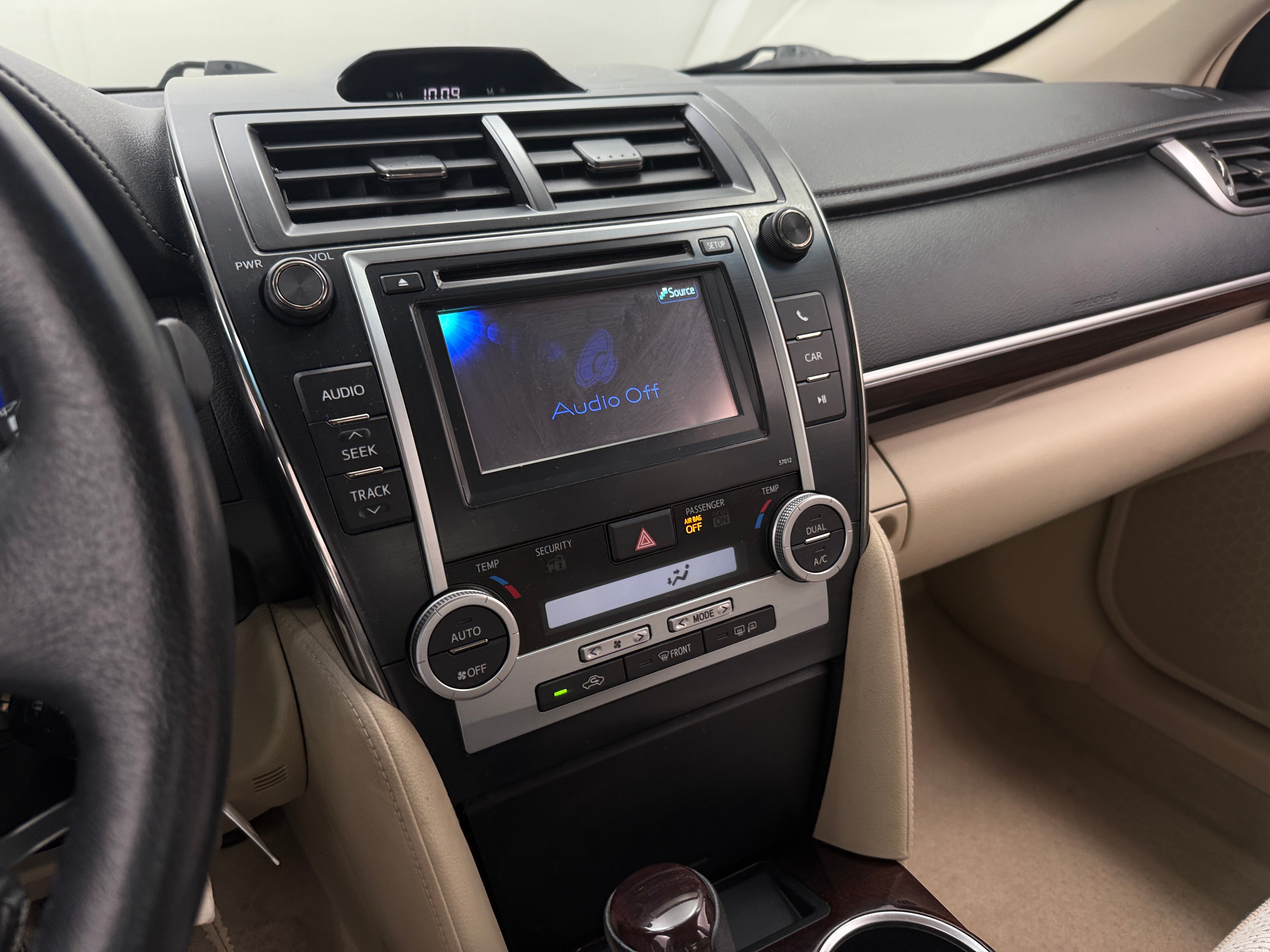 2012 Toyota Camry XLE 4