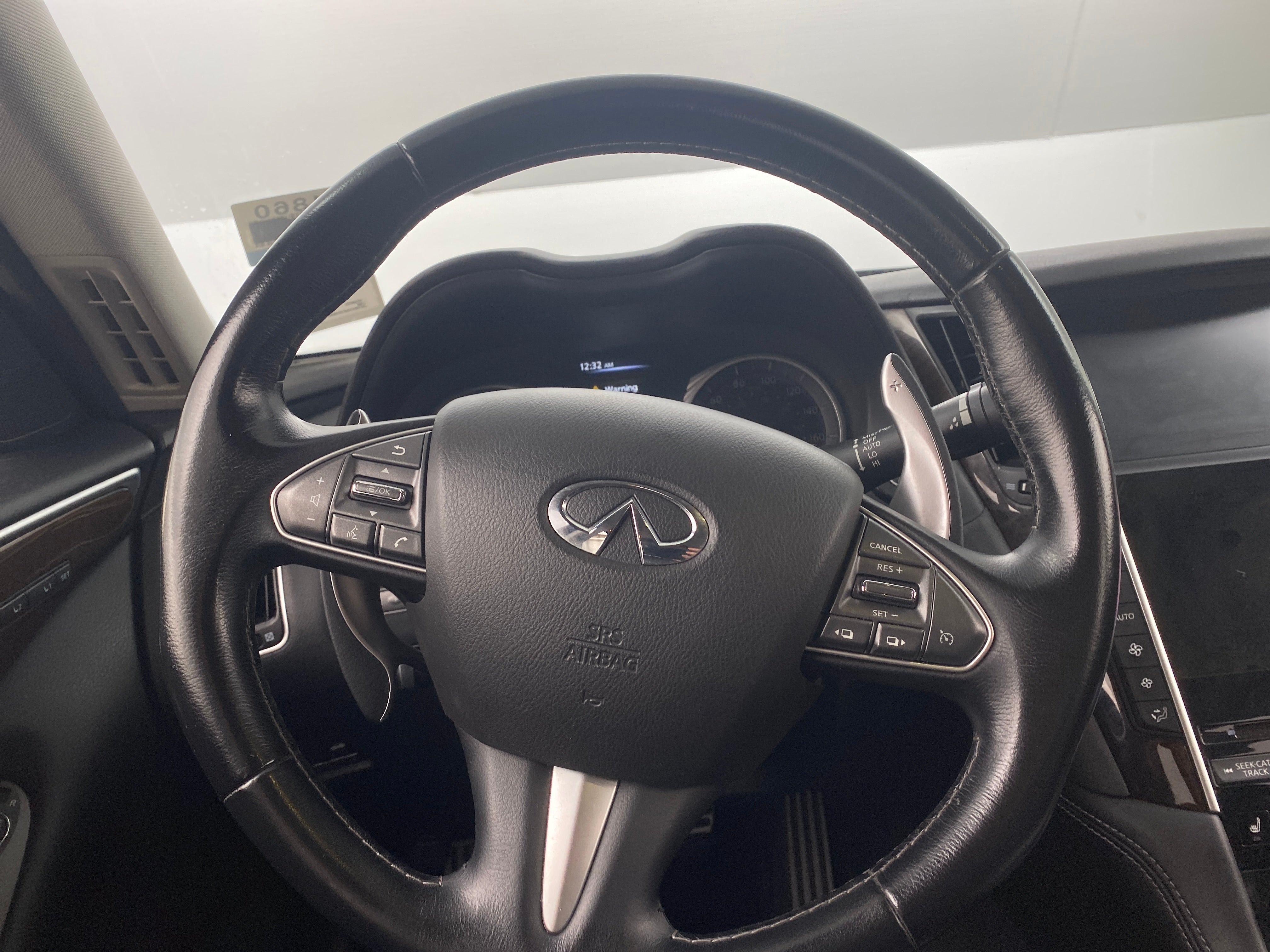 2015 INFINITI Q50  5