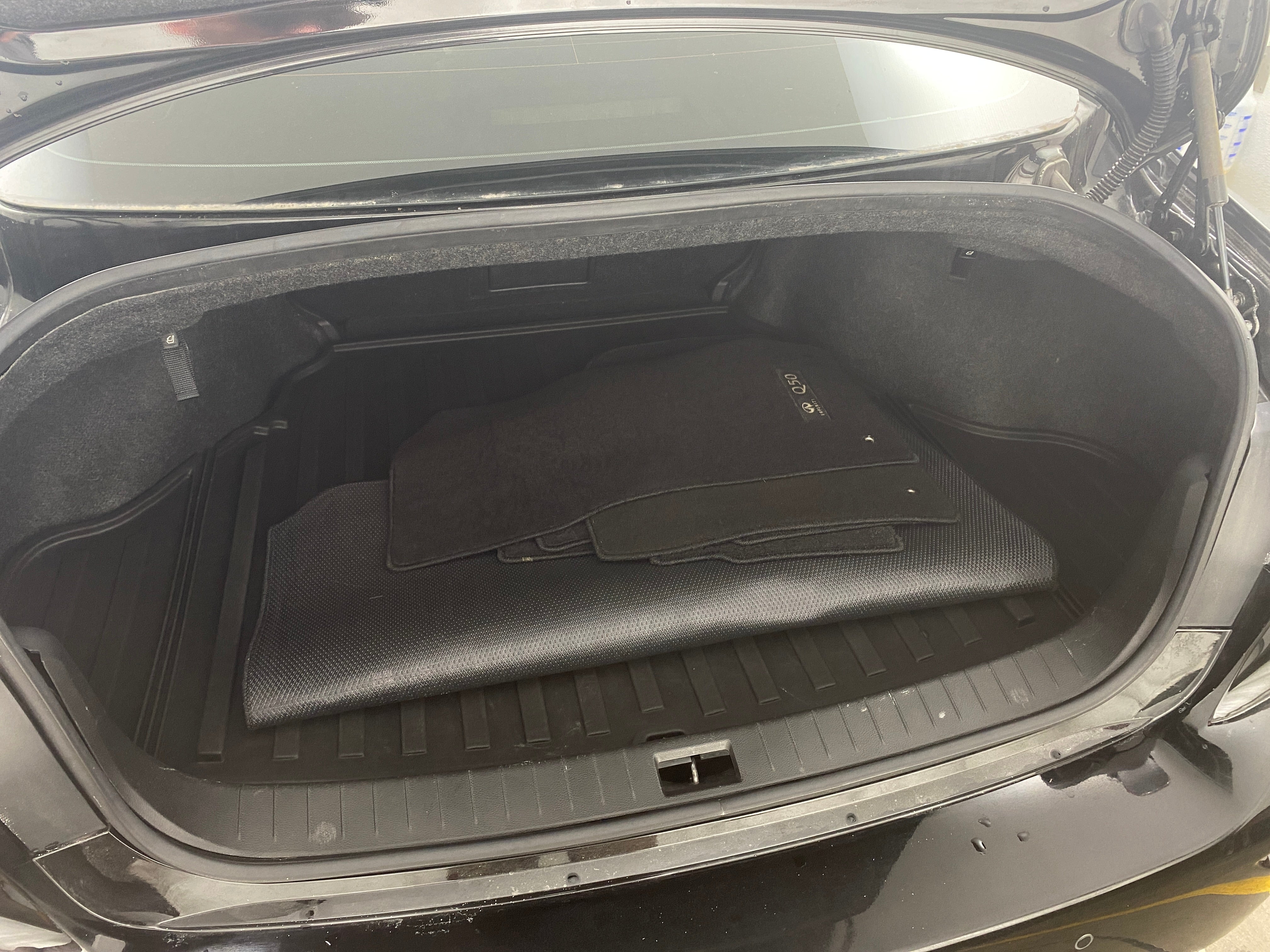 2015 INFINITI Q50  7