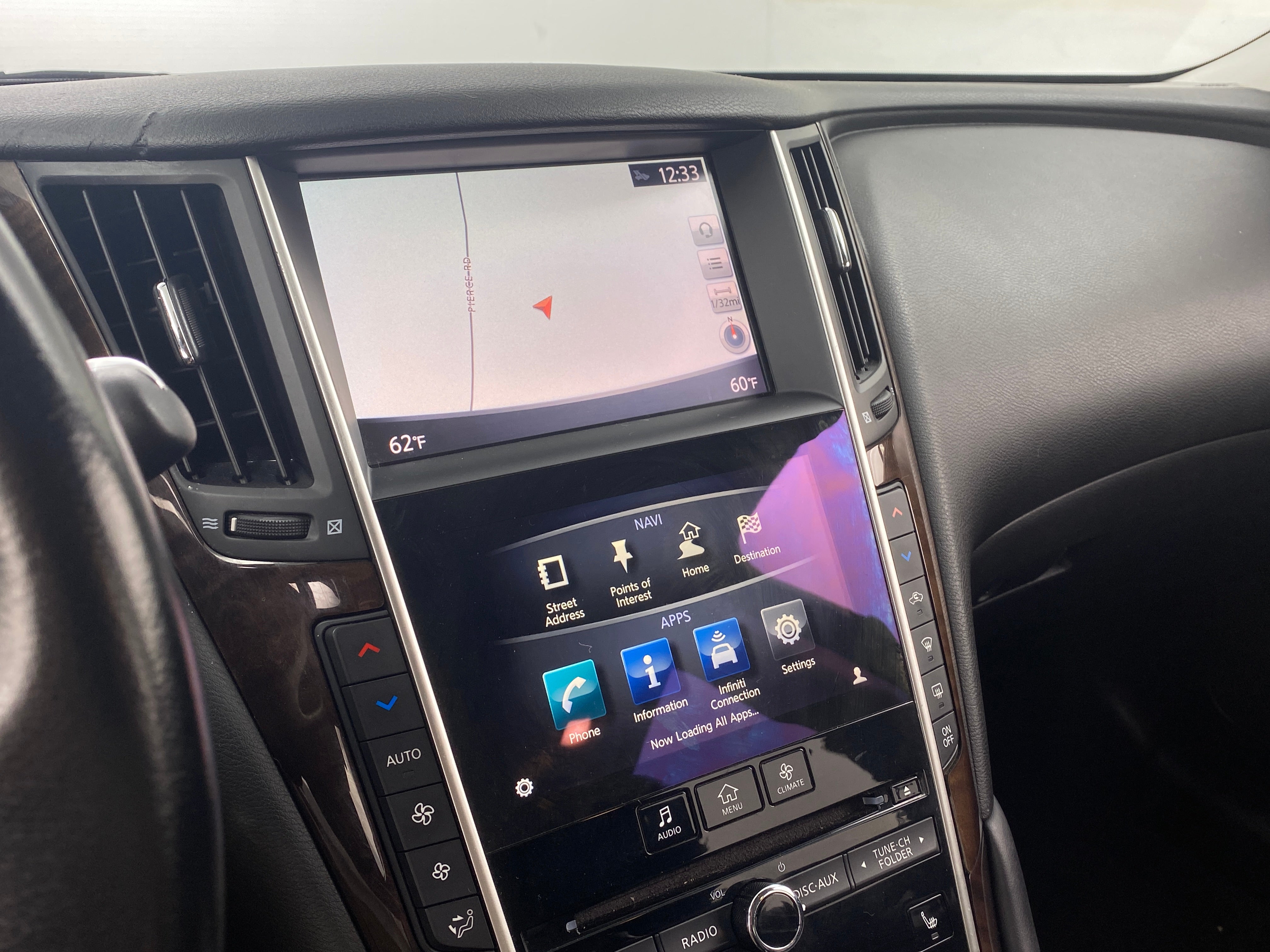 2015 INFINITI Q50  4