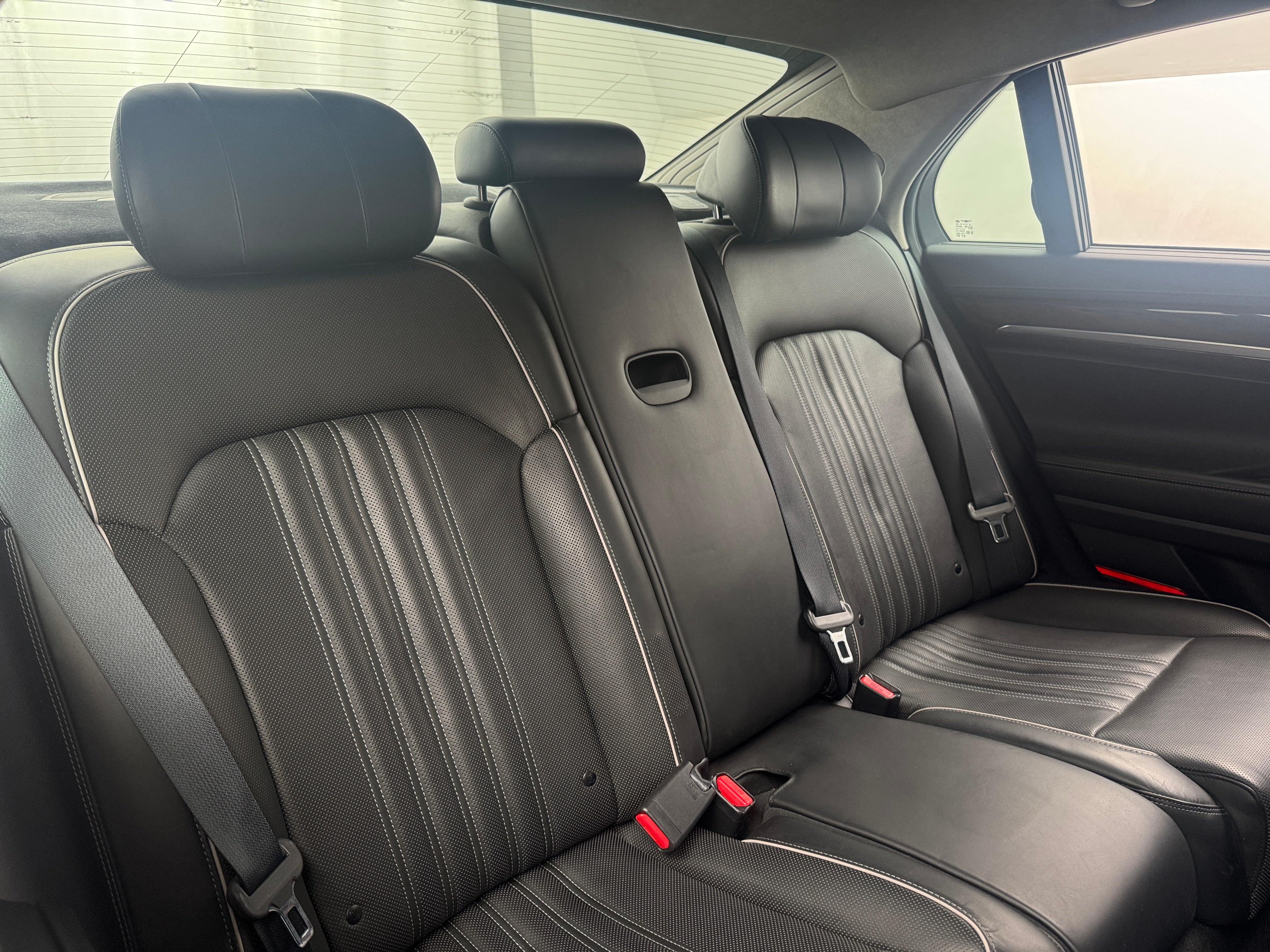 2018 Genesis G90 Ultimate 5