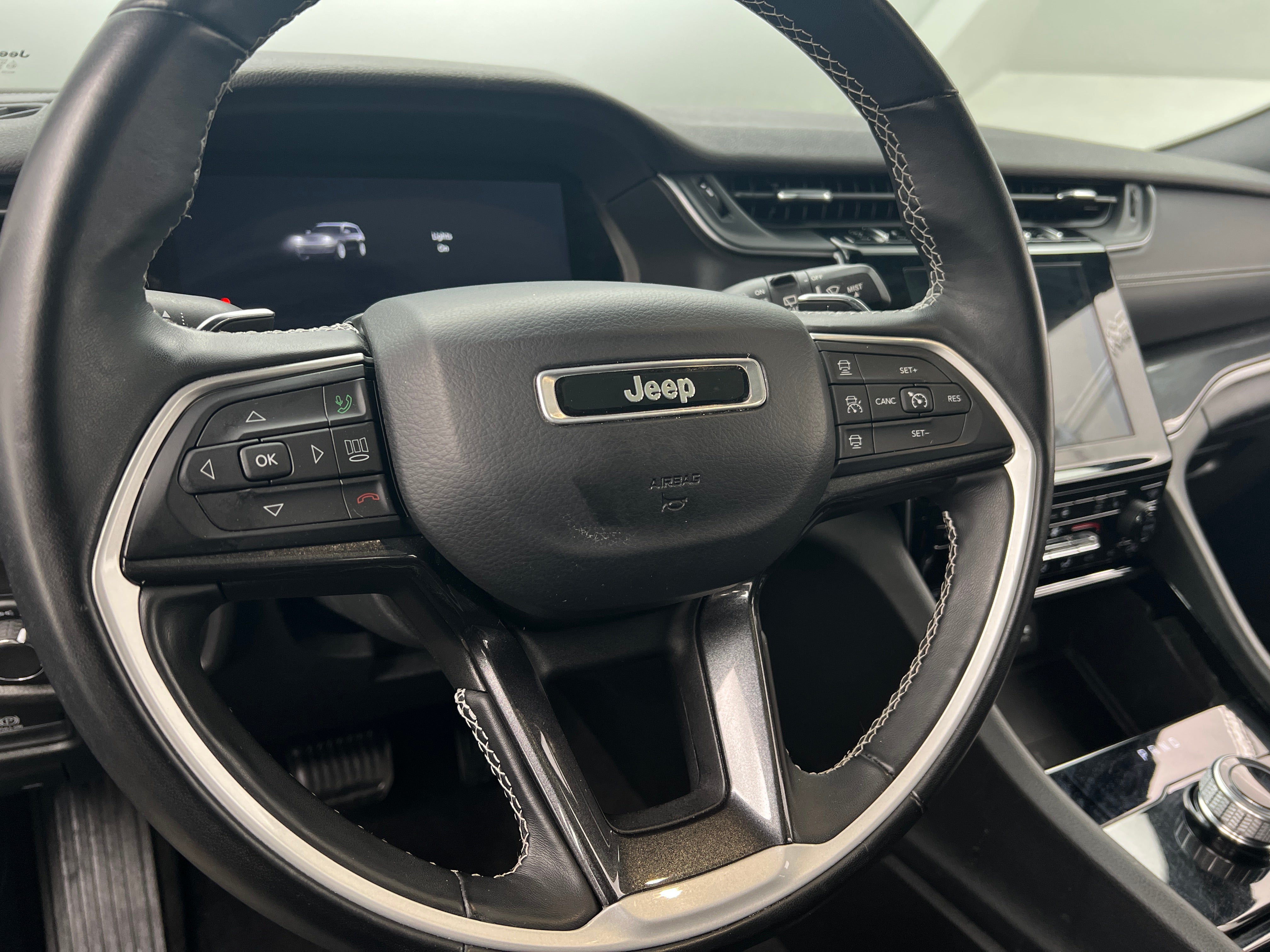 2021 Jeep Grand Cherokee L Altitude 4