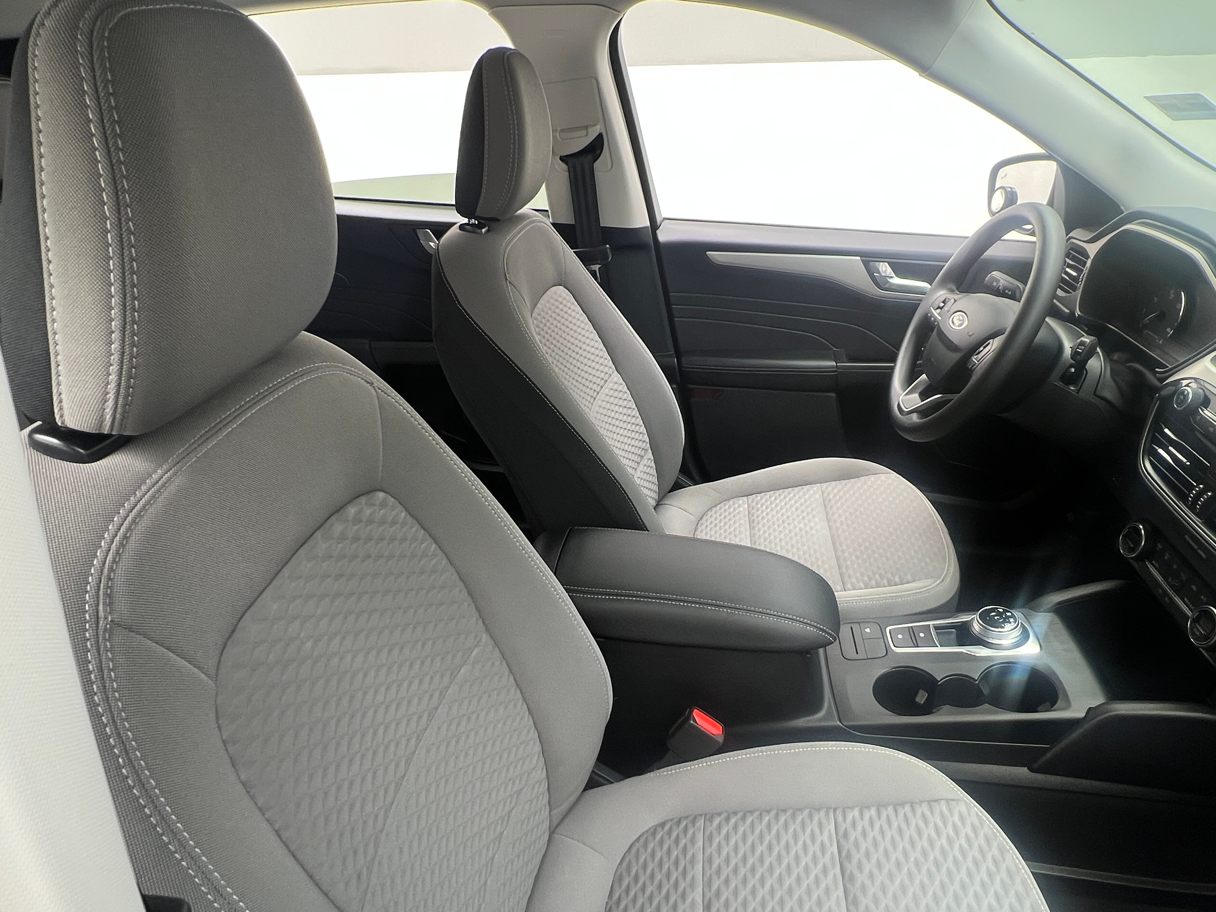 2021 Ford Escape SE Sport Hybrid 2