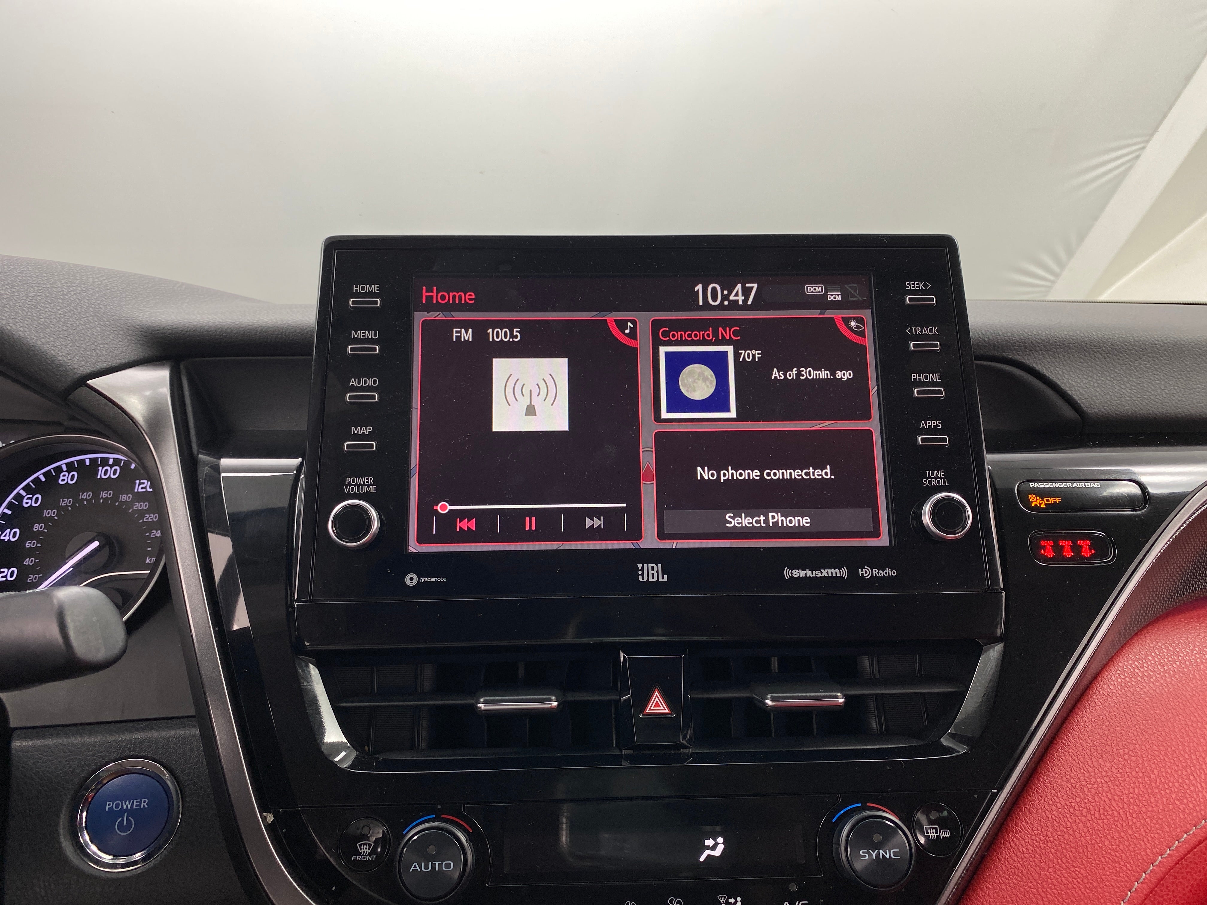 2021 Toyota Camry XSE 3