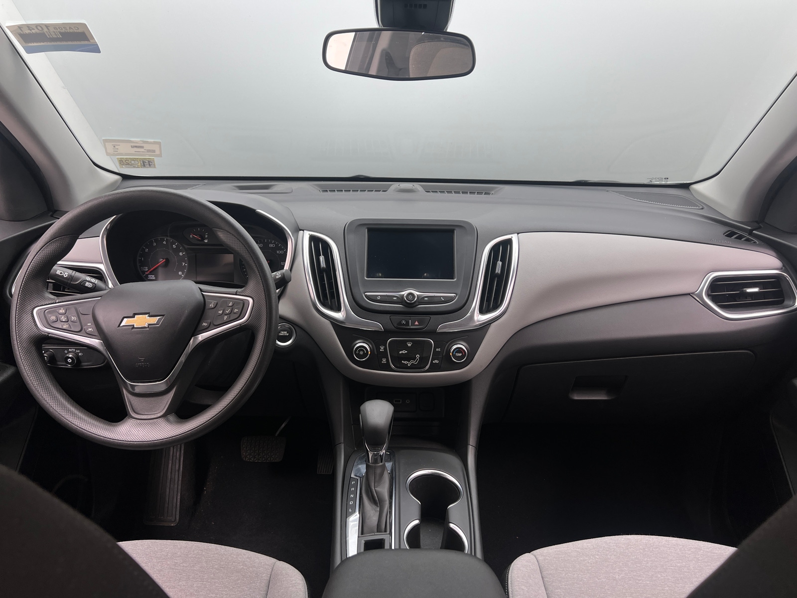 Thumbnail: 2022 Chevrolet Equinox - 3