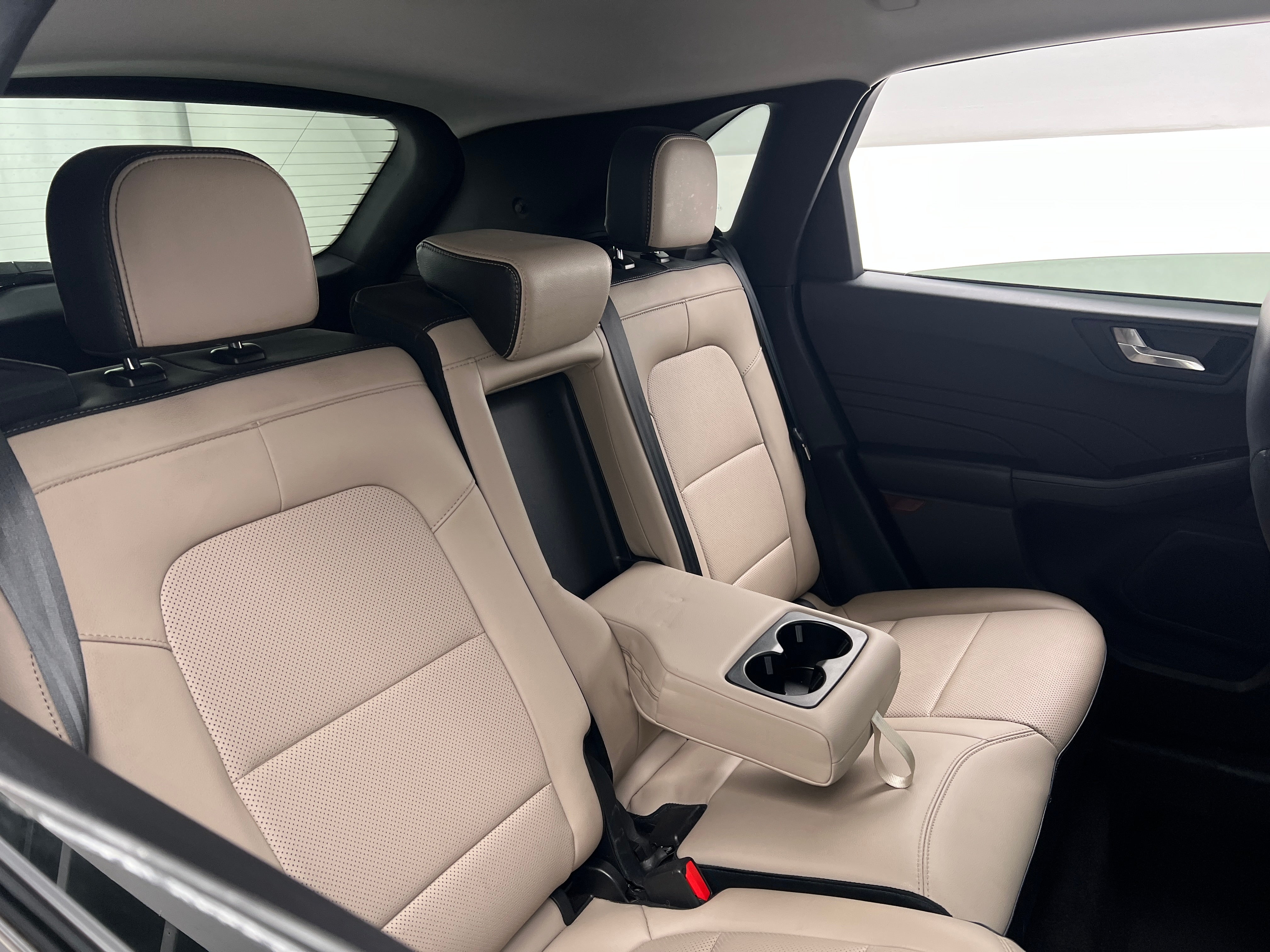 2021 Ford Escape Titanium Hybrid 6