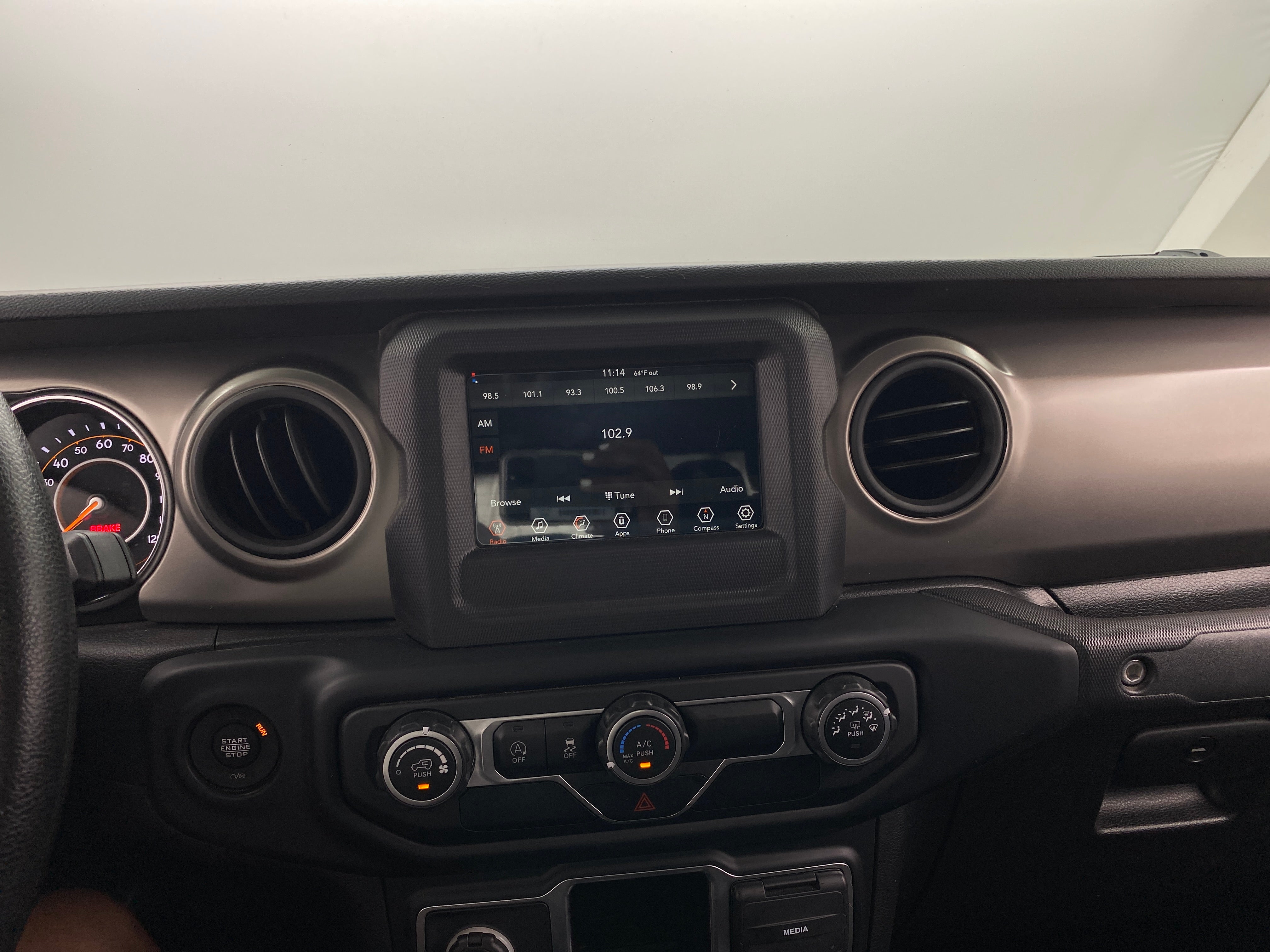 2021 Jeep Gladiator Willys 4