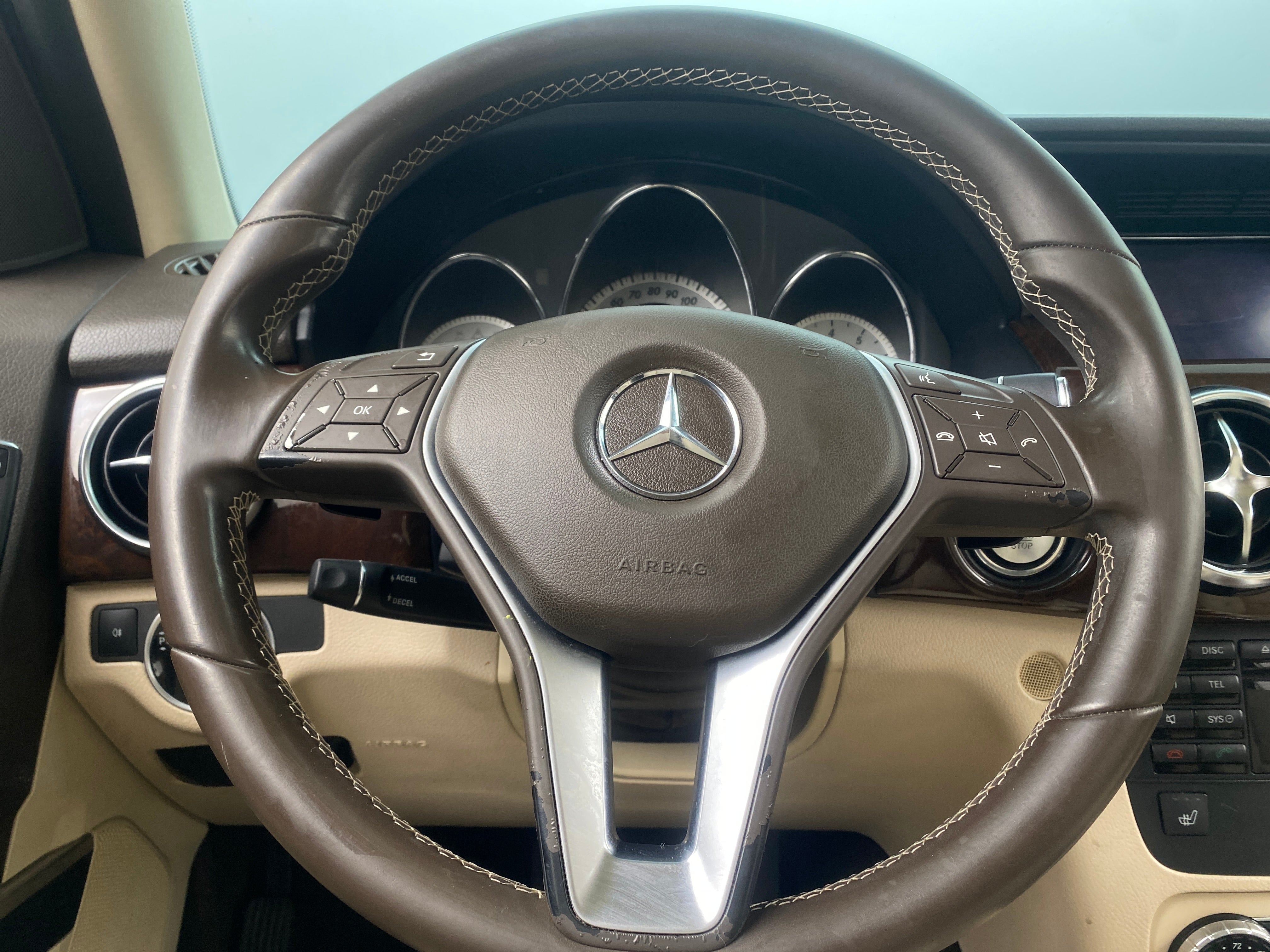 2015 Mercedes-Benz GLK 350 4MATIC 4