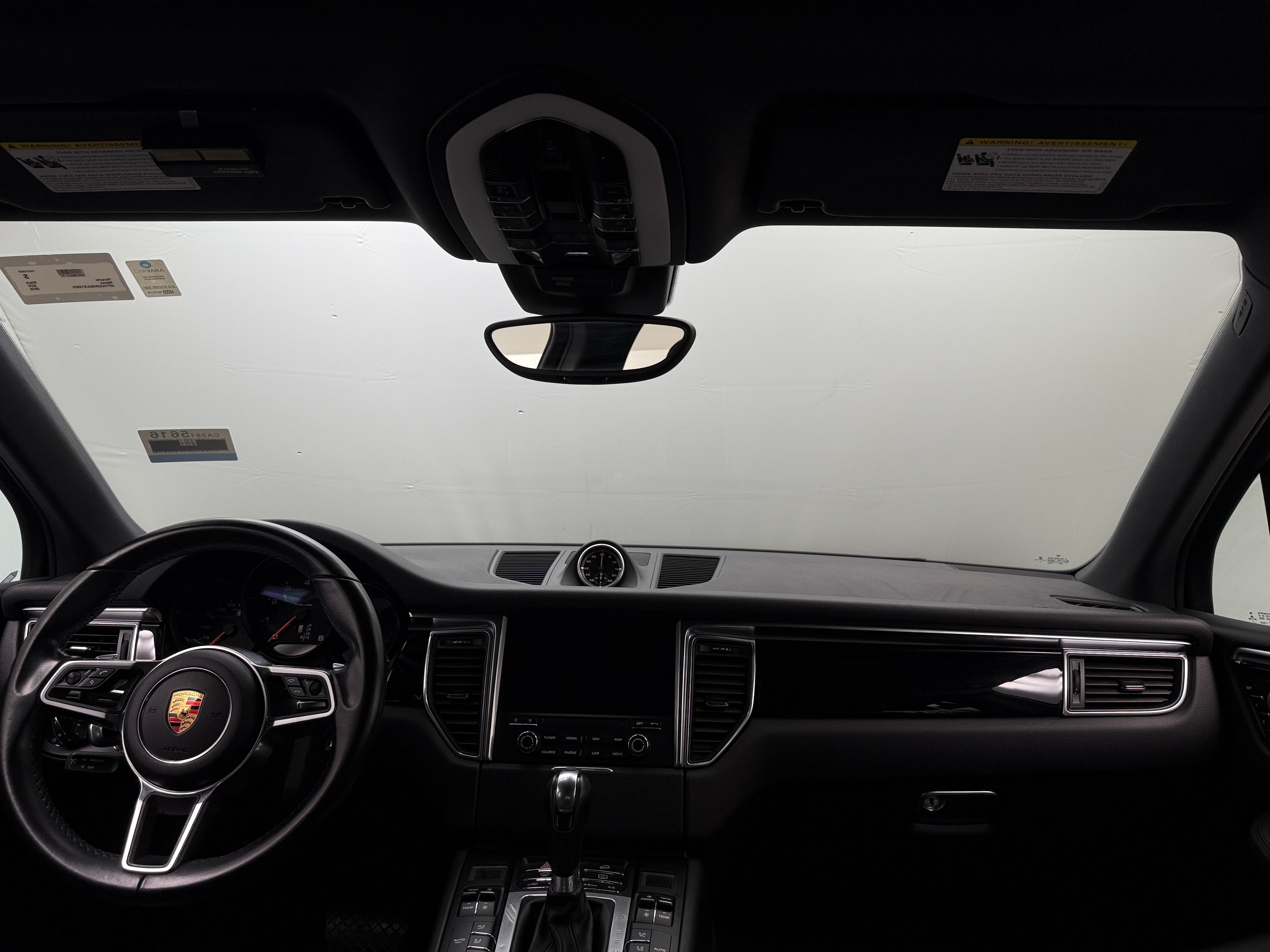 2018 Porsche Macan Sport Edition 2