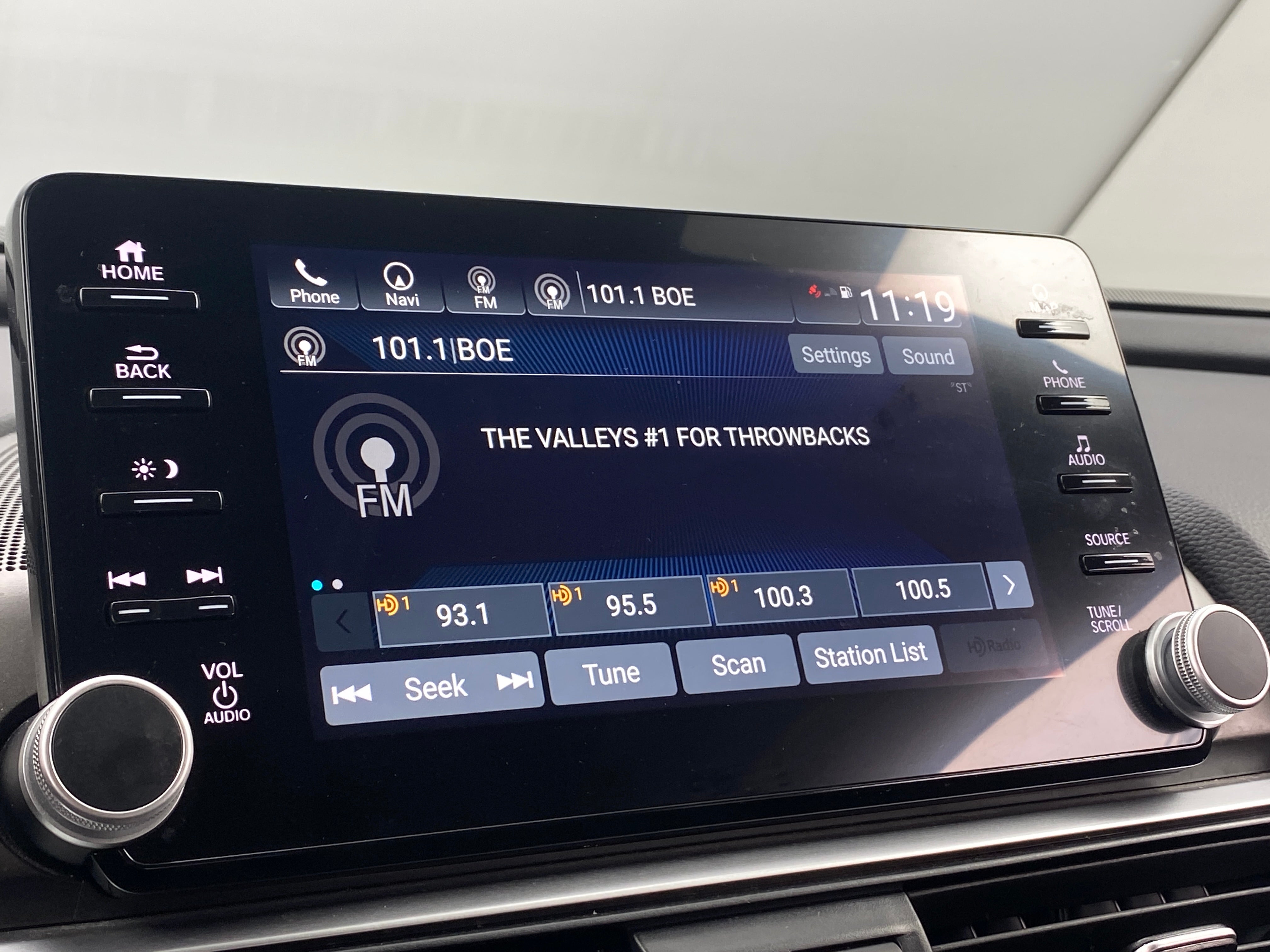 2021 Honda Accord Touring 3