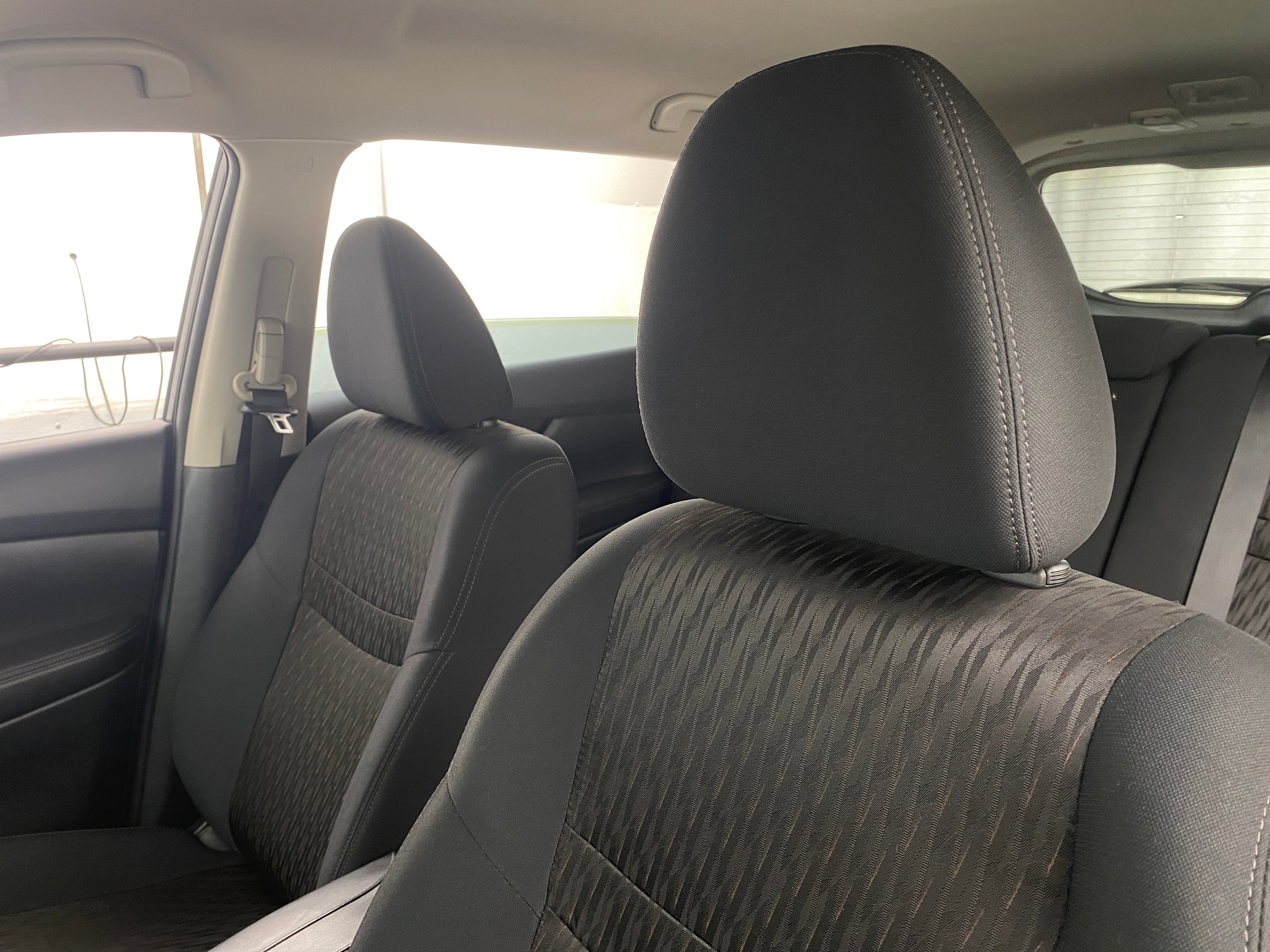 2019 Nissan Rogue S 2