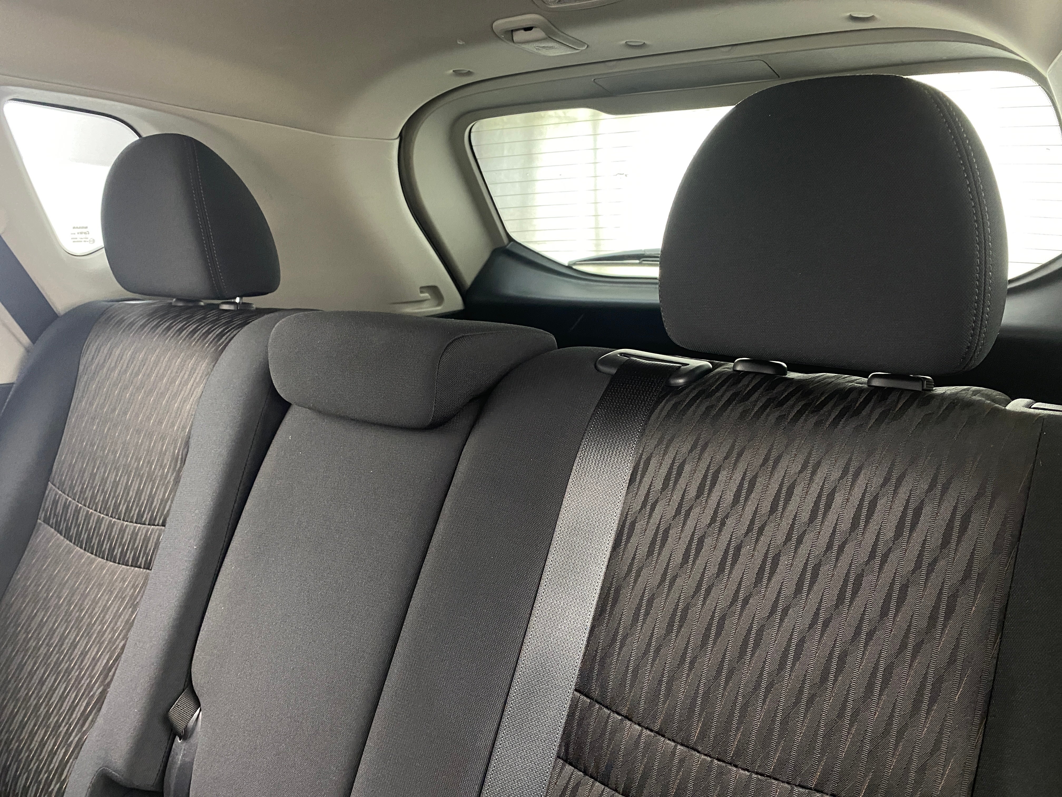 2019 Nissan Rogue S 6