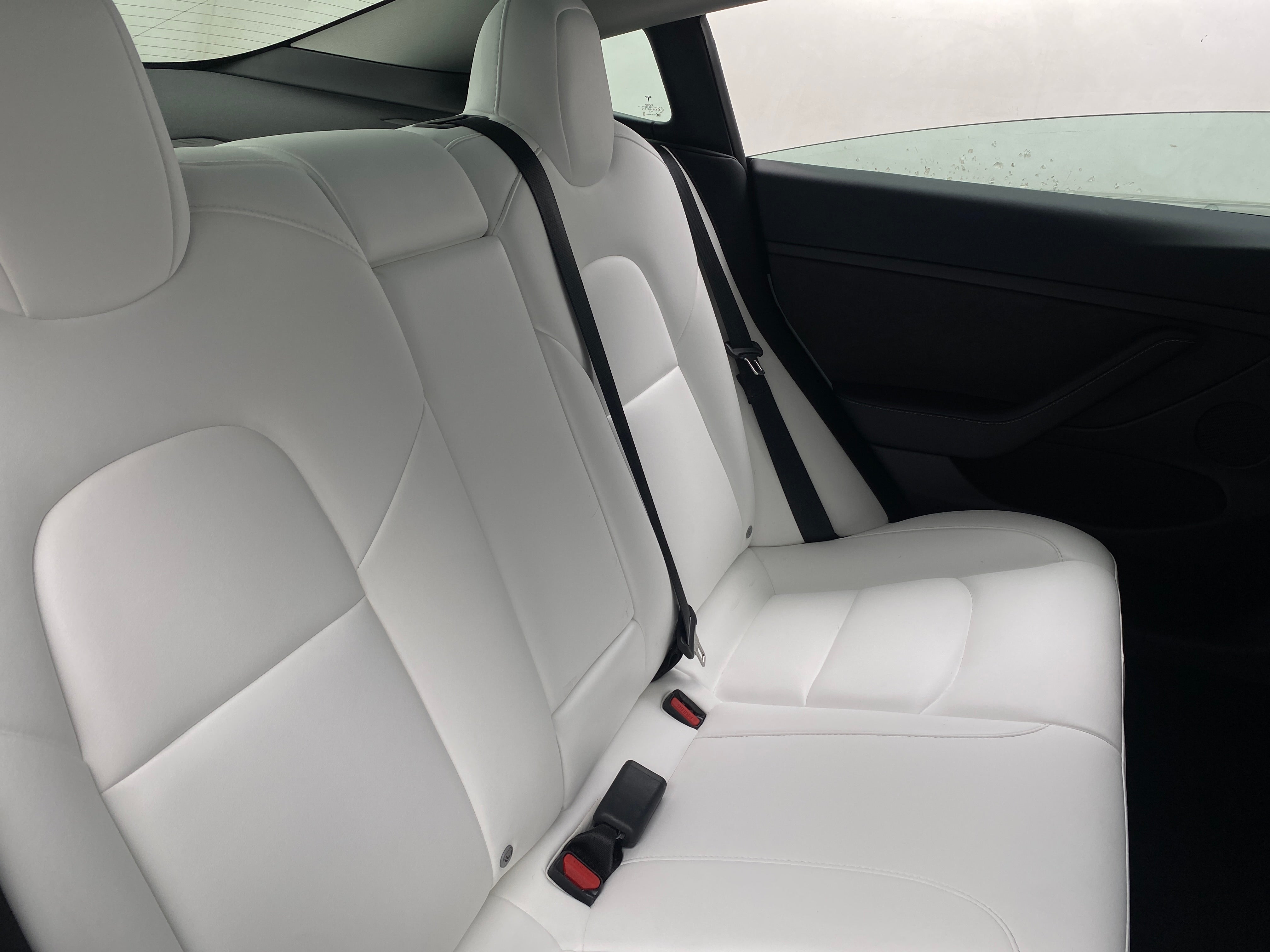 2022 Tesla Model 3 Standard Range 4