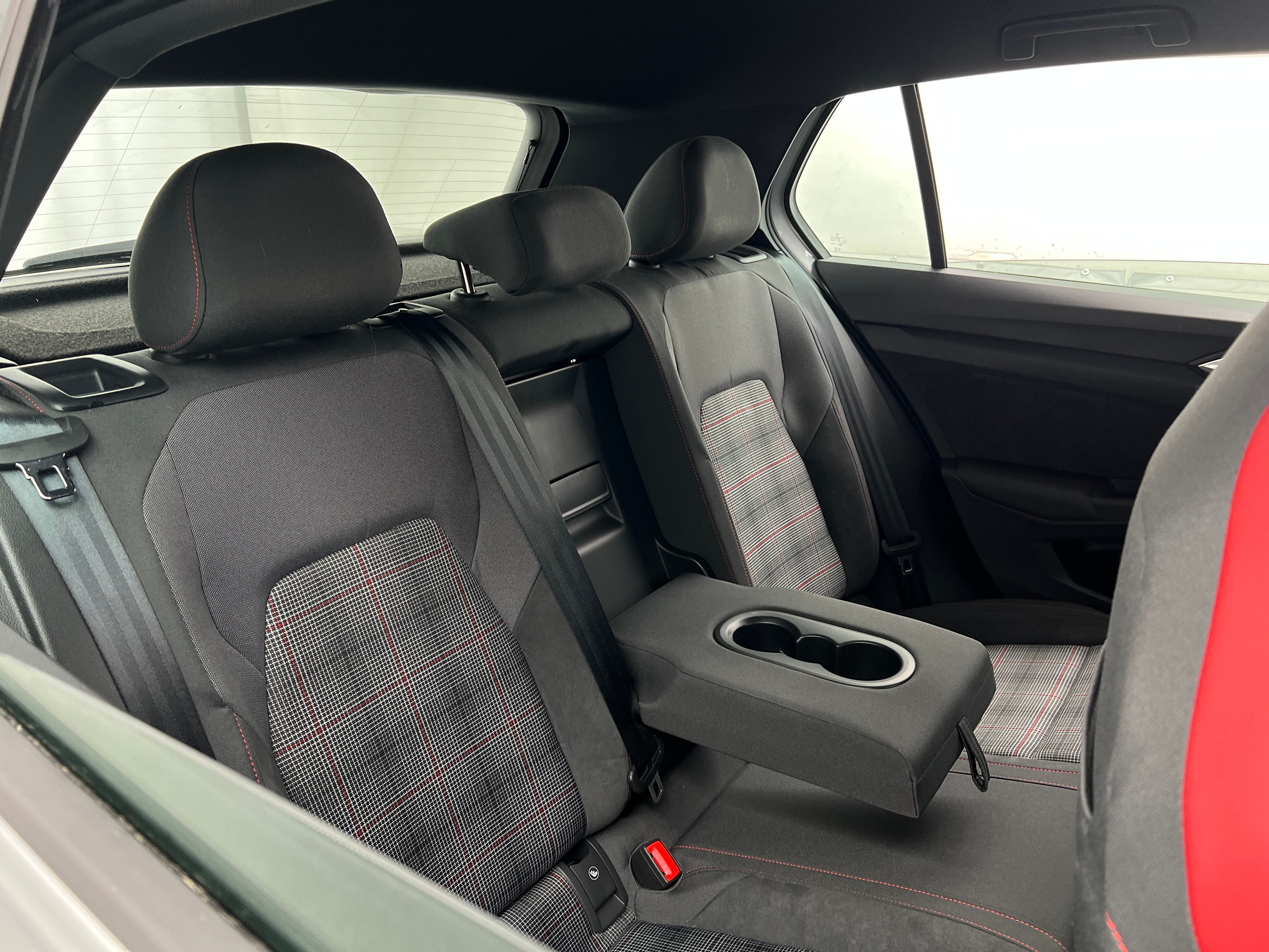 2024 Volkswagen Golf GTI 380 S 6