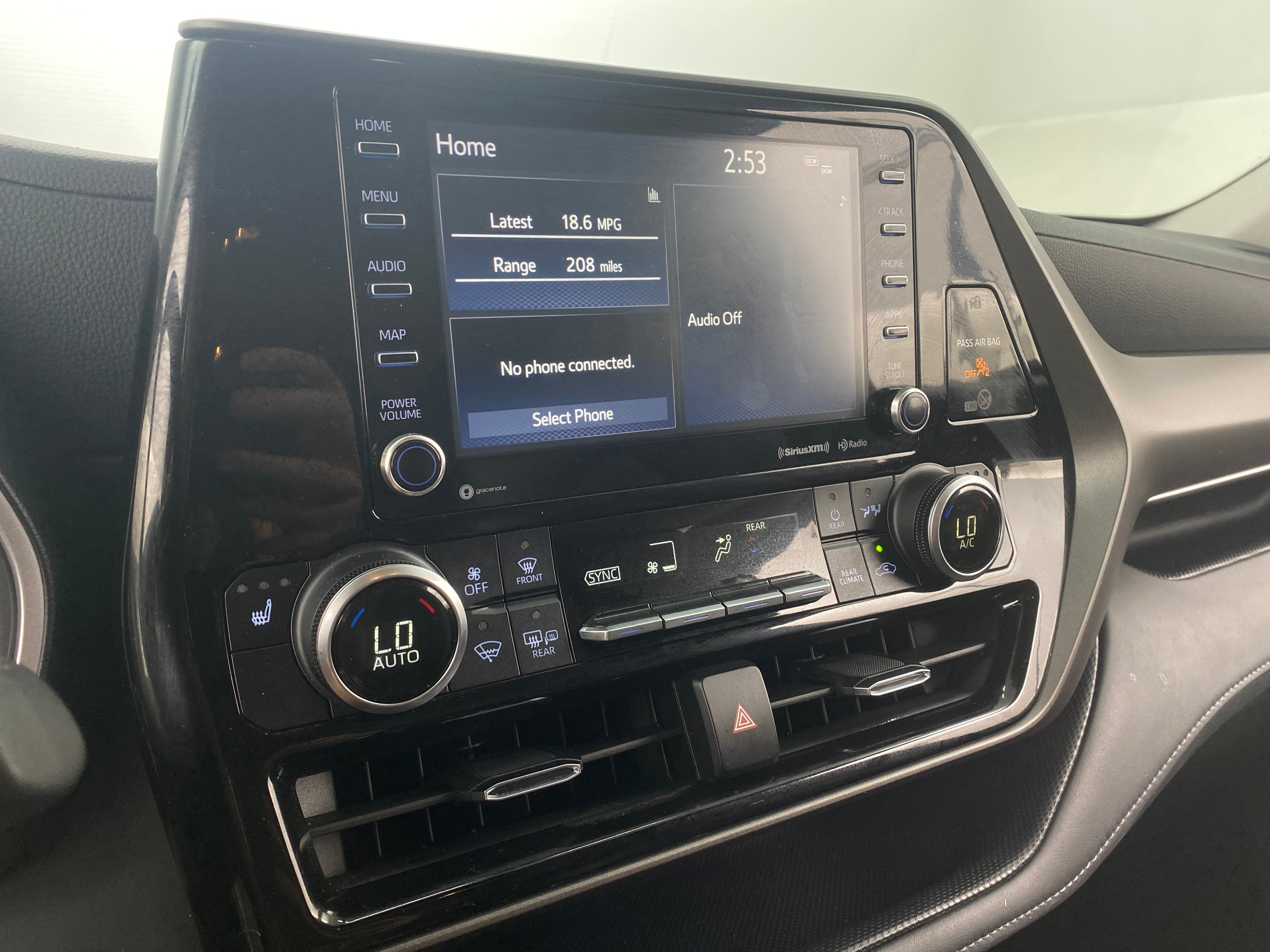 2022 Toyota Highlander XLE 3