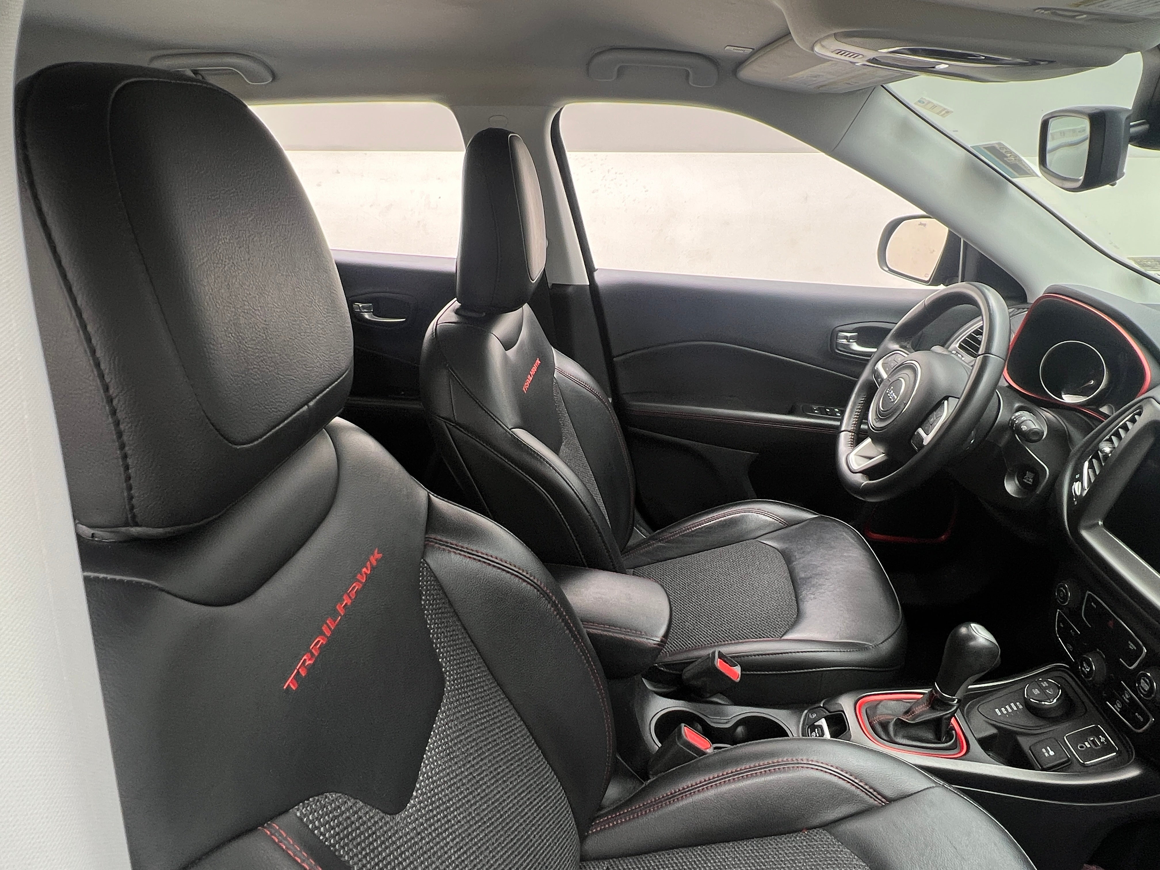 2019 Jeep Compass Trailhawk 2