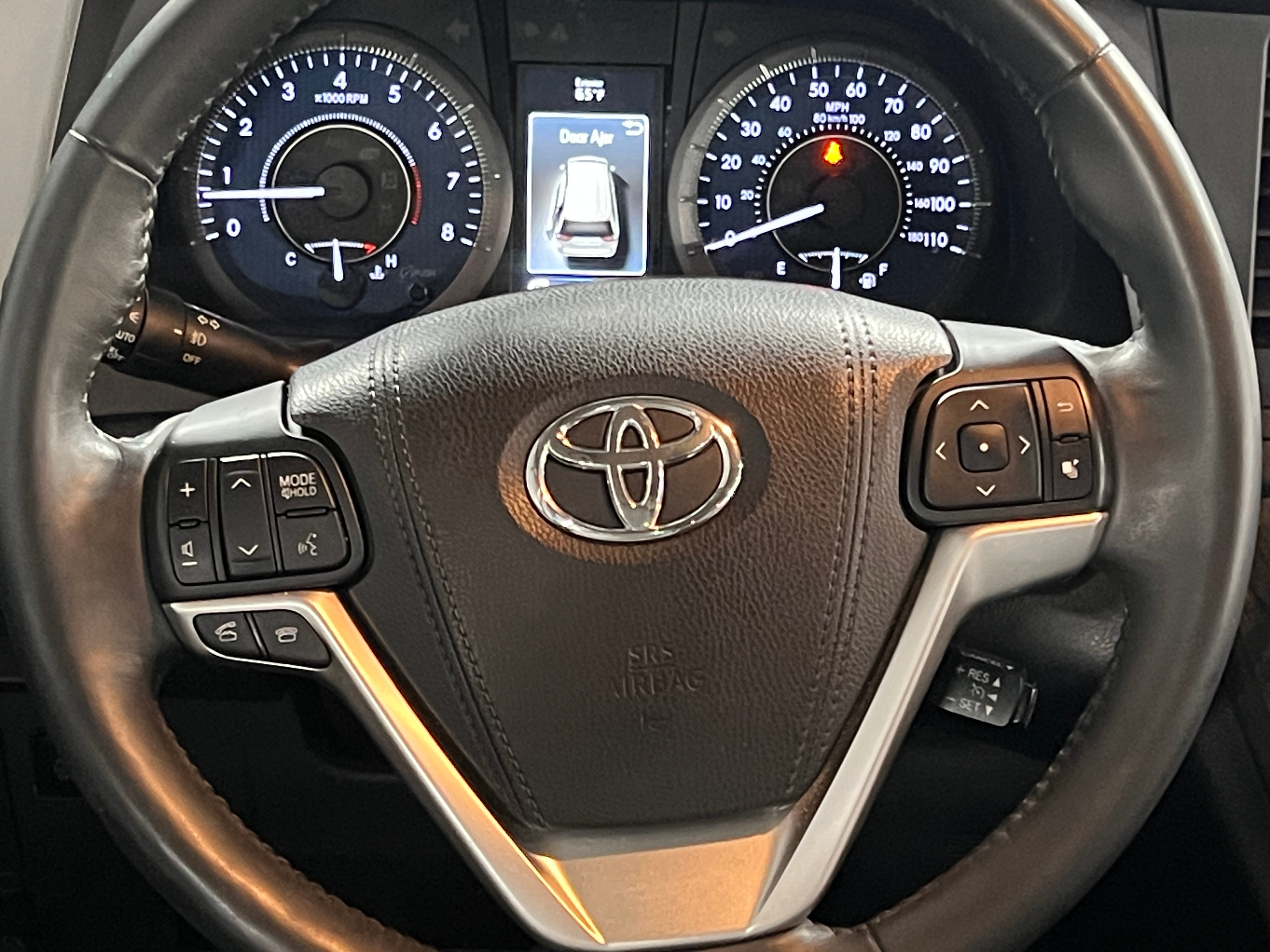 2016 Toyota Sienna Limited 4