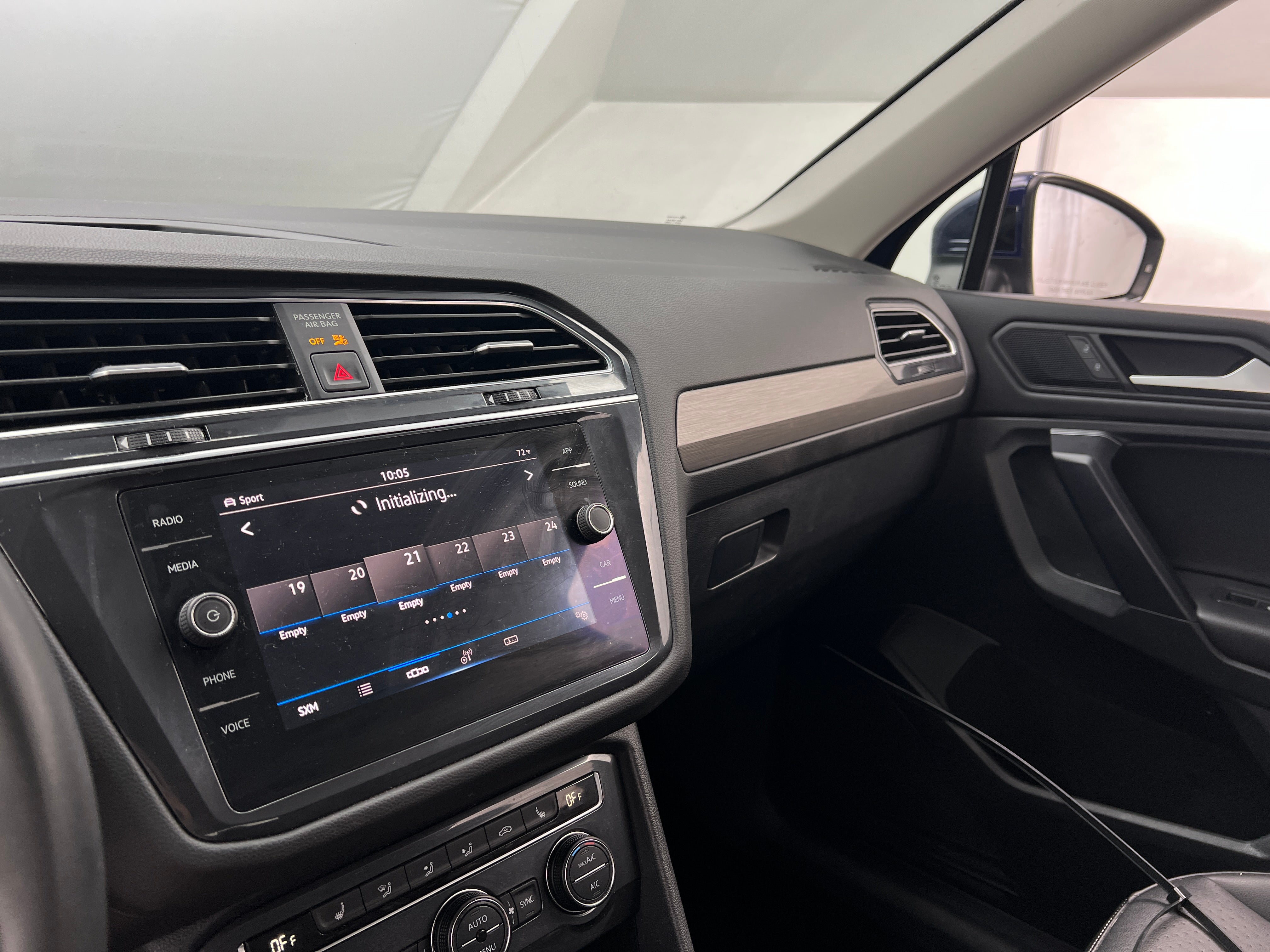 2021 Volkswagen Tiguan SE 3