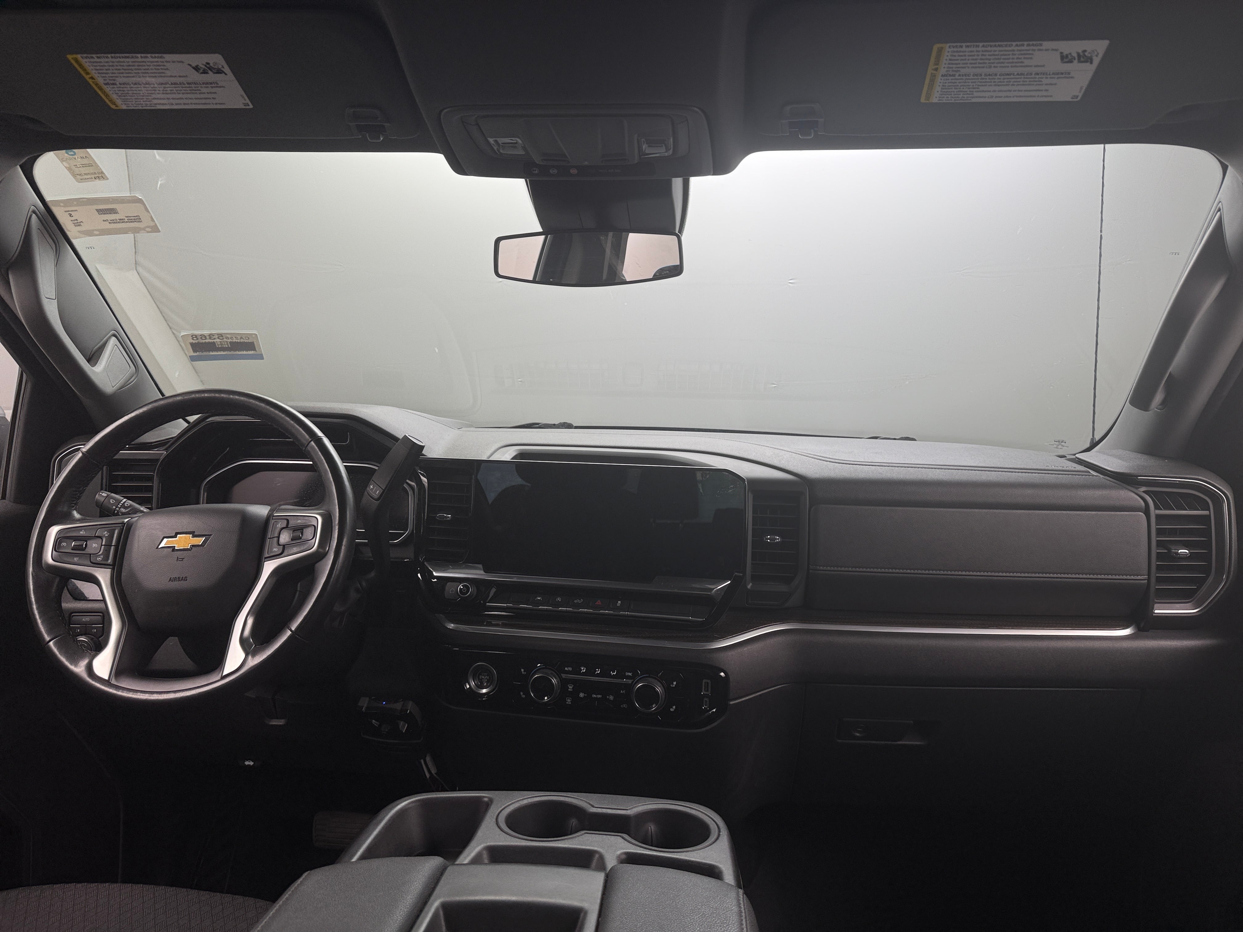 2022 Chevrolet Silverado 1500 LT 3