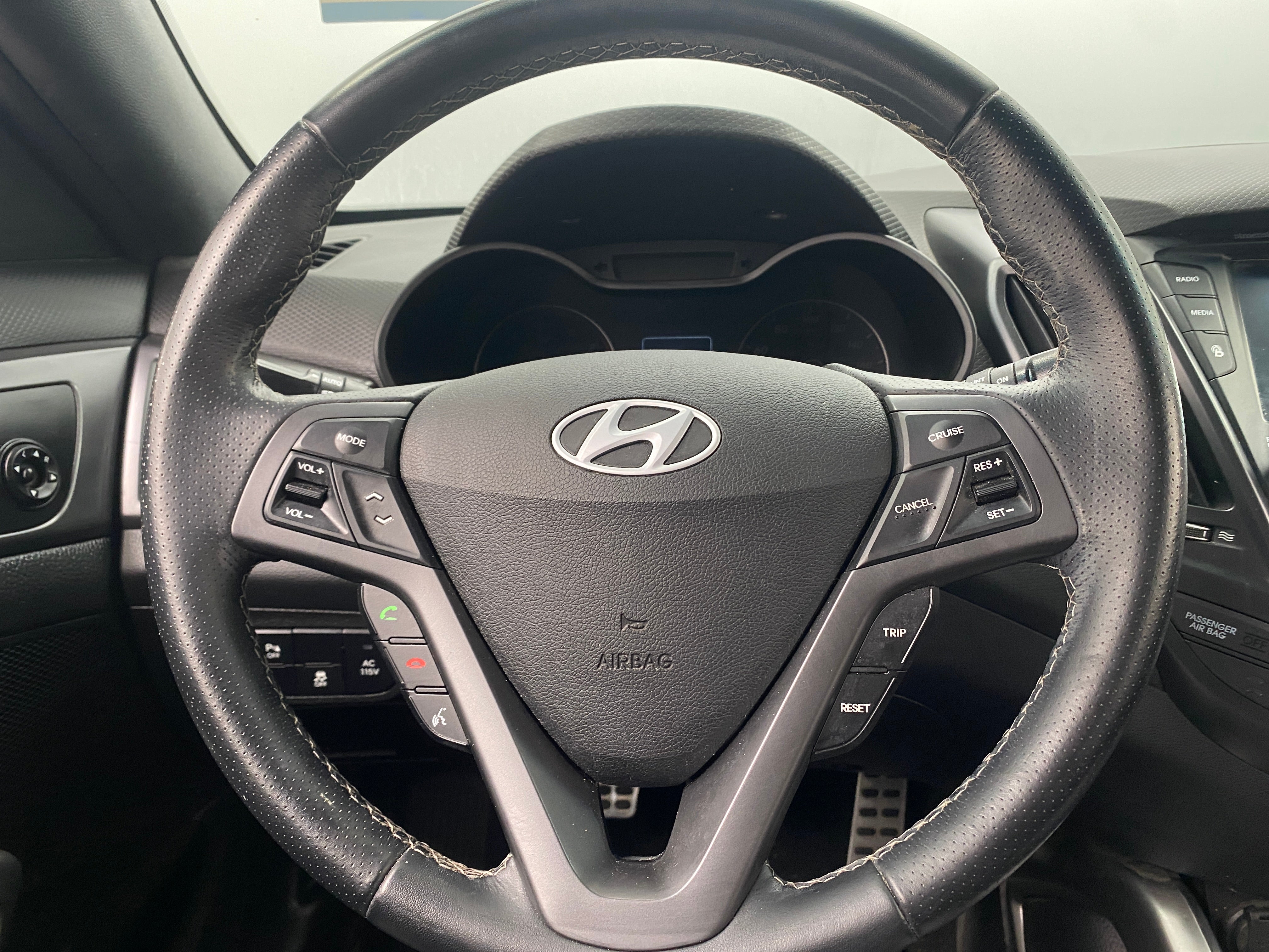 2016 Hyundai Veloster Turbo 4