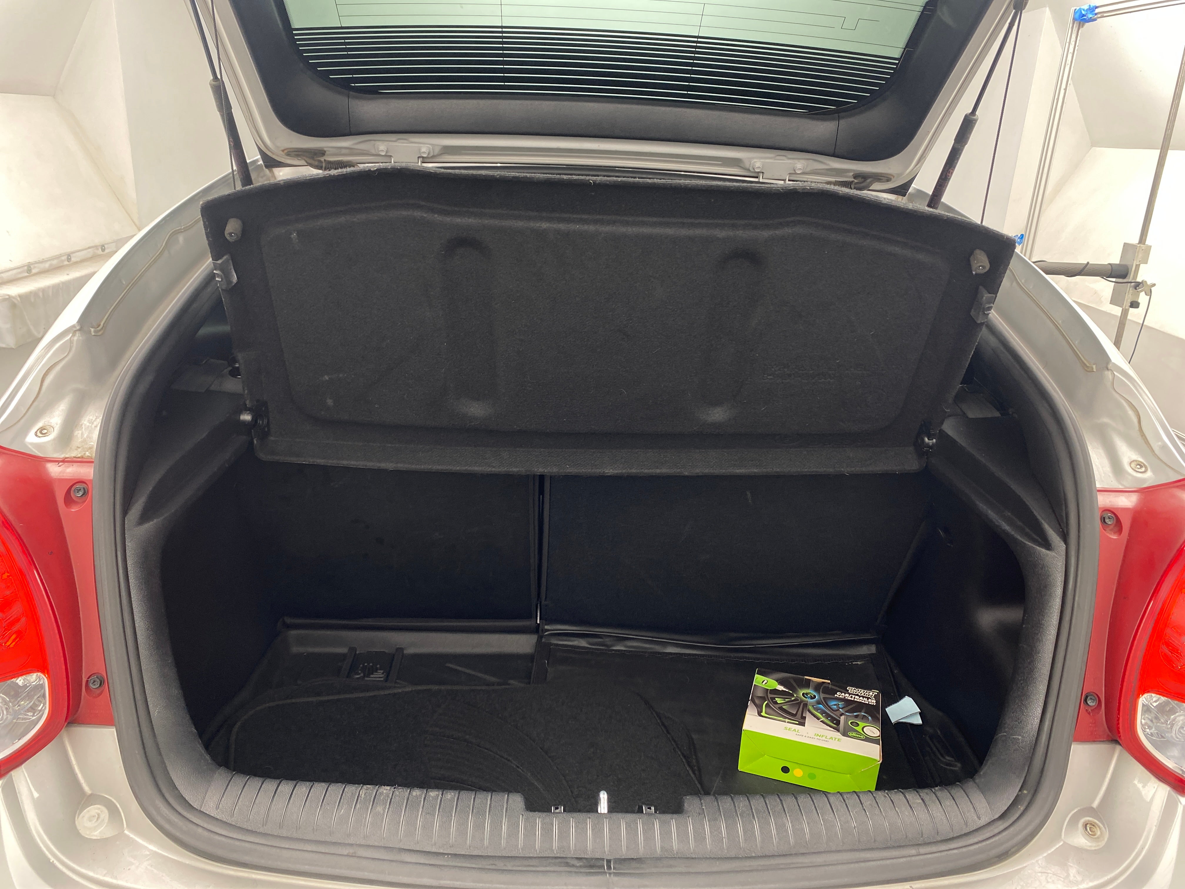 2016 Hyundai Veloster Turbo 6