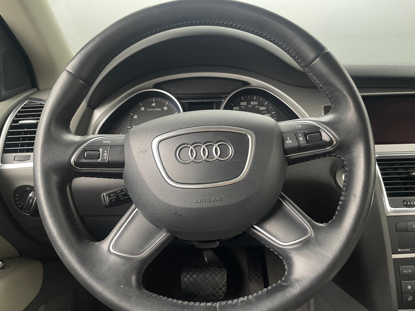 Thumbnail: 2014 Audi Q7 - 4