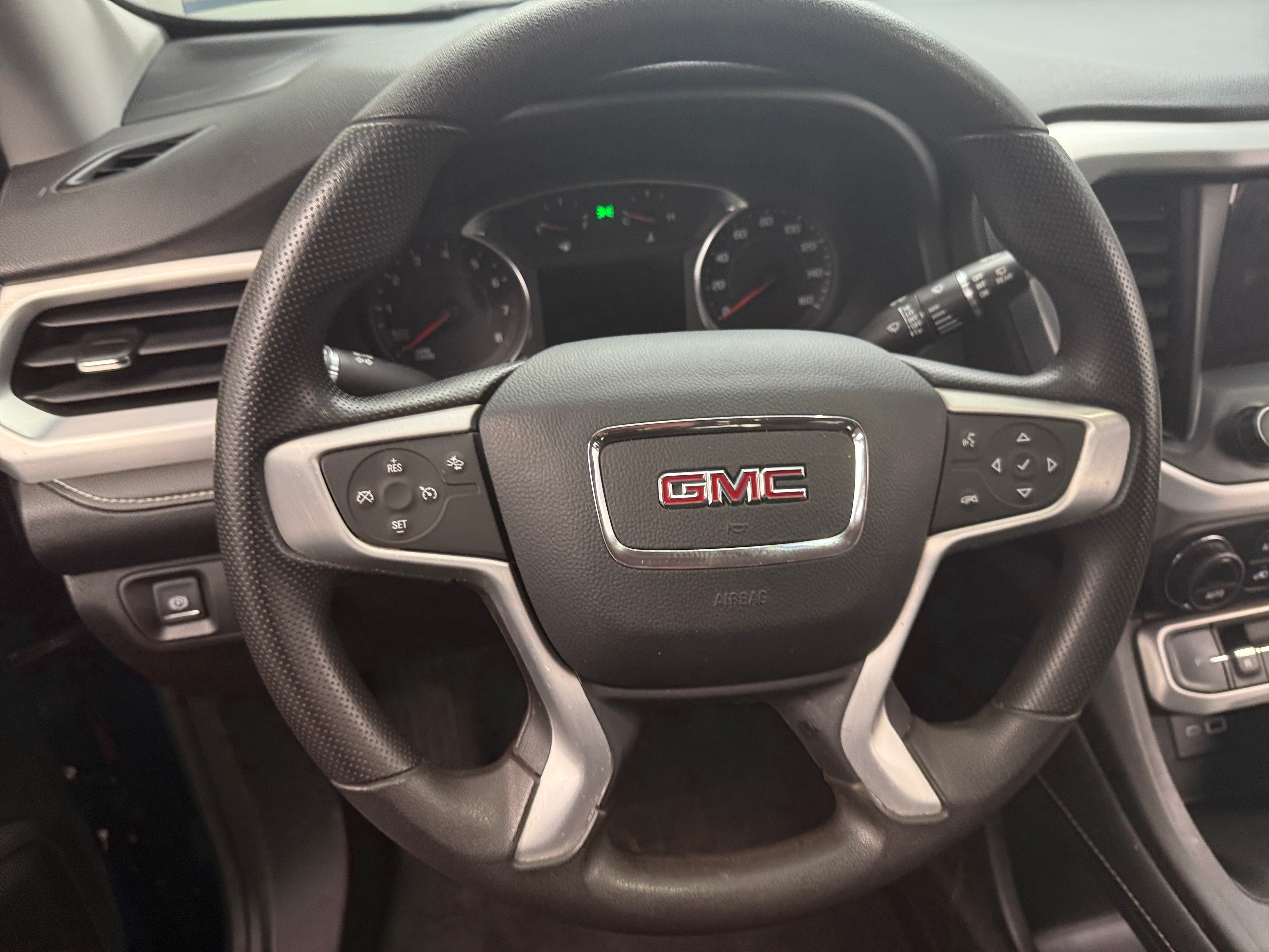 2023 GMC Acadia SLE 5