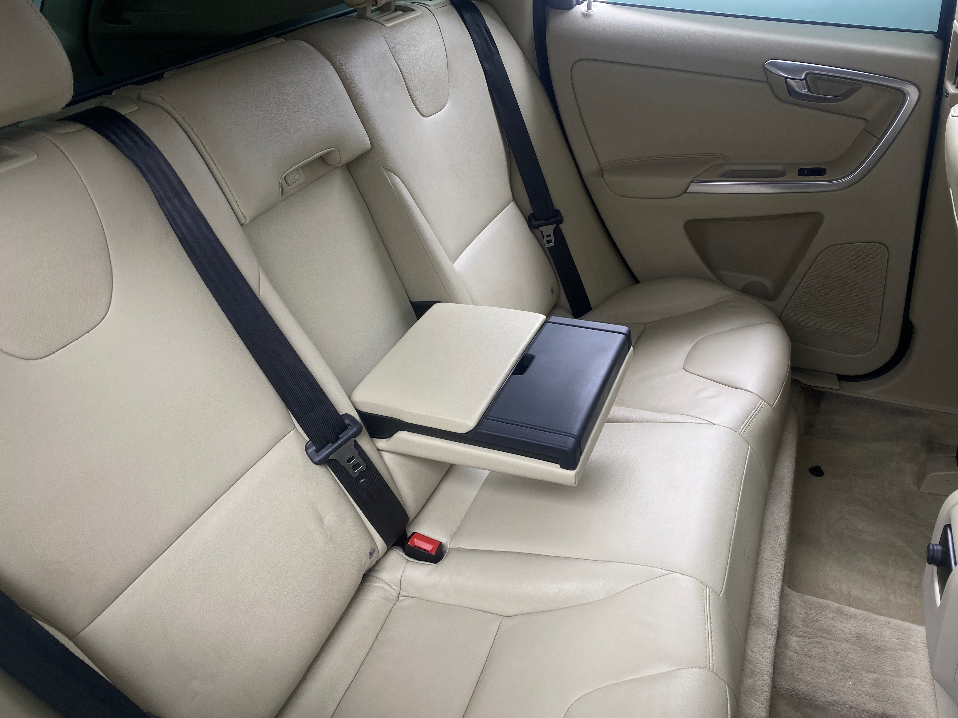 2016 Volvo XC60 T5 5