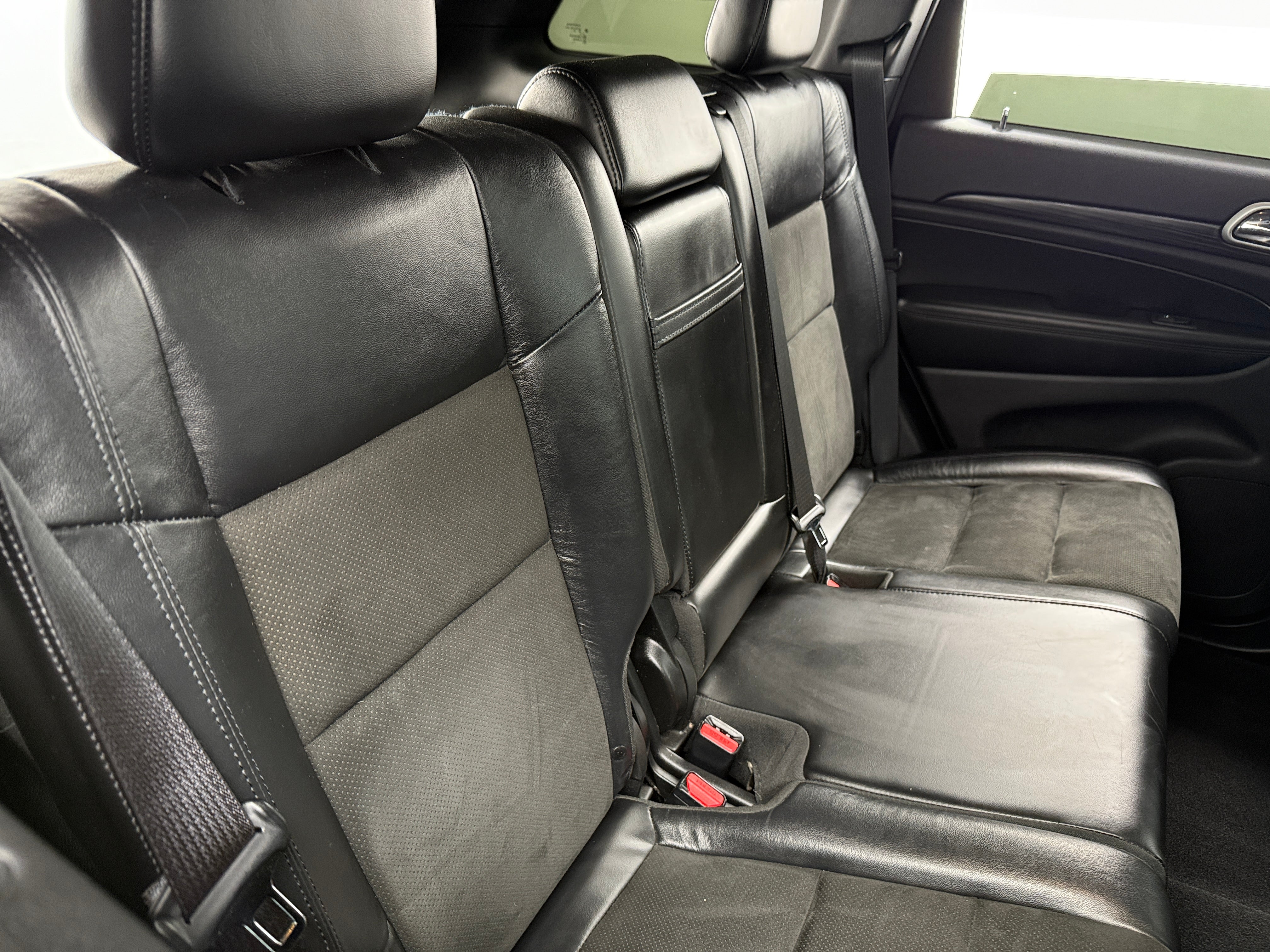 2019 Jeep Grand Cherokee Altitude 5