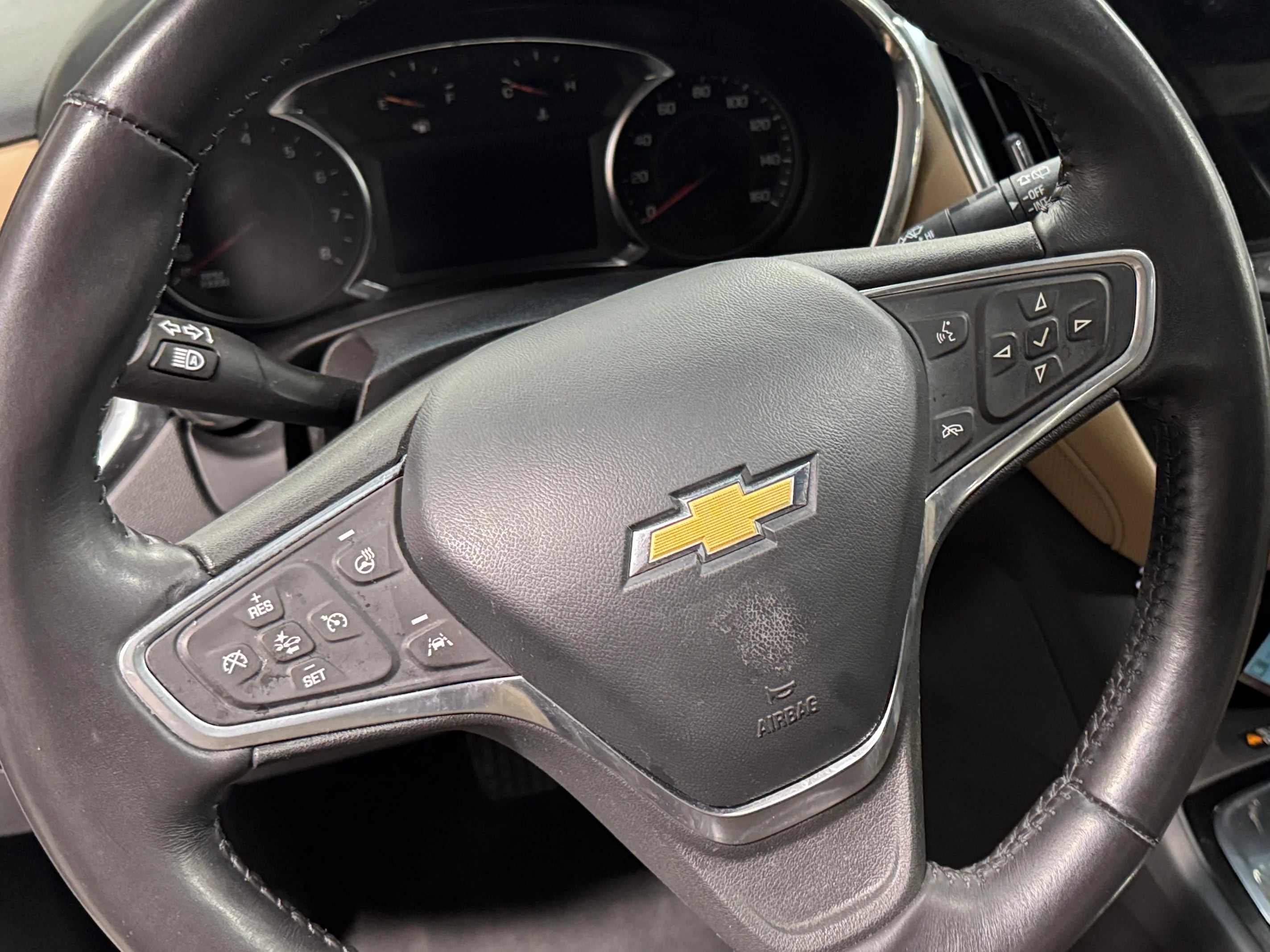 2022 Chevrolet Equinox Premier 4