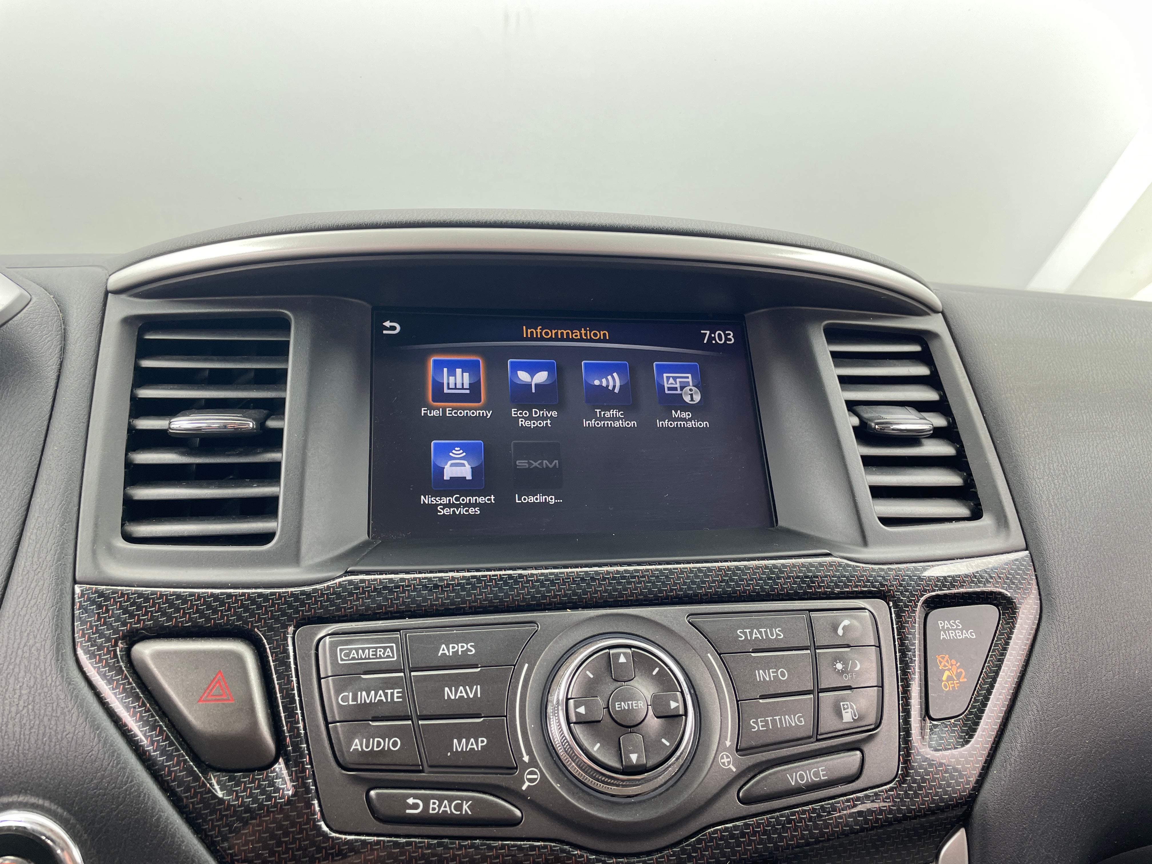2020 Nissan Pathfinder SL 4