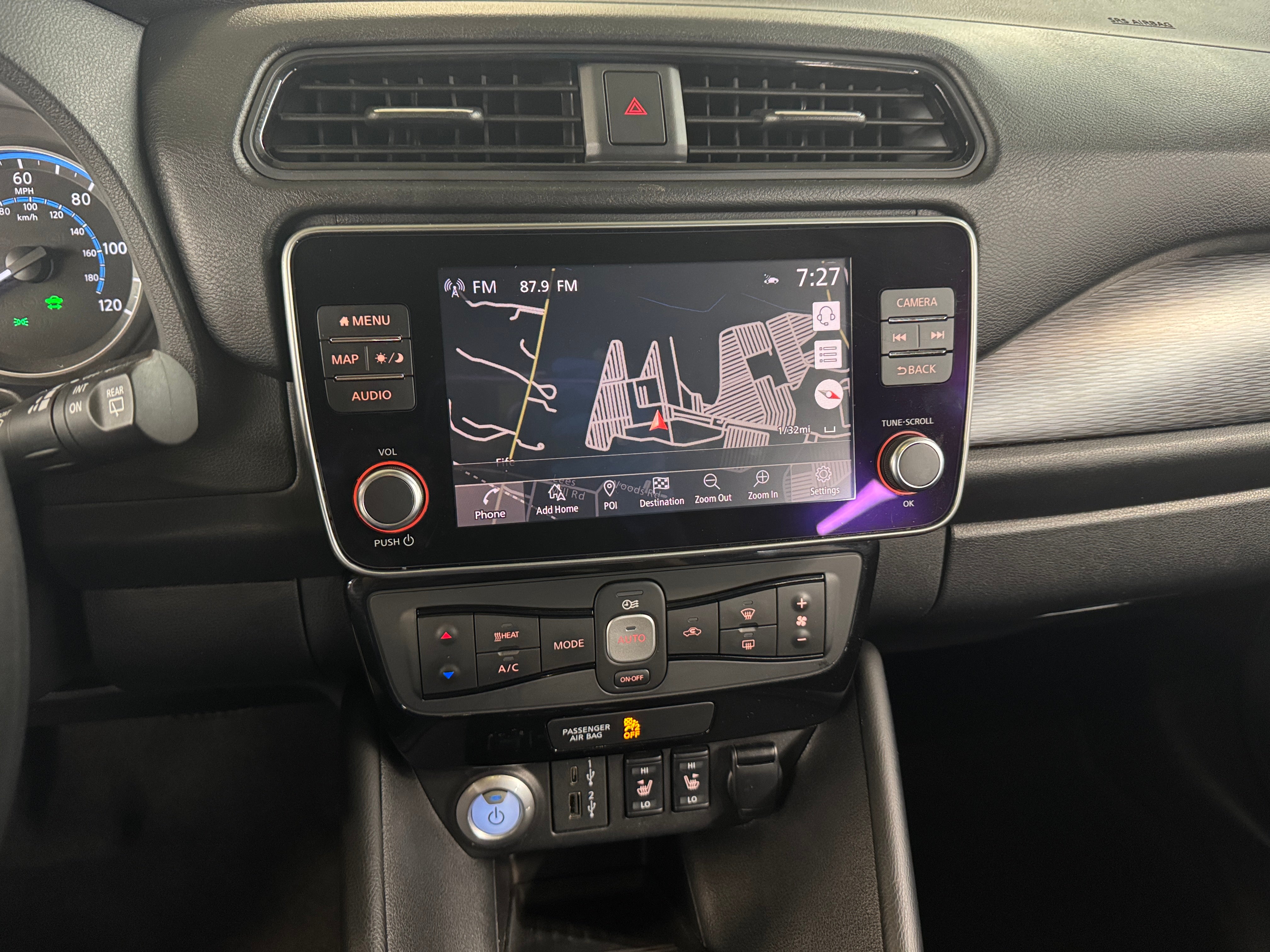 2021 Nissan Leaf SV 4
