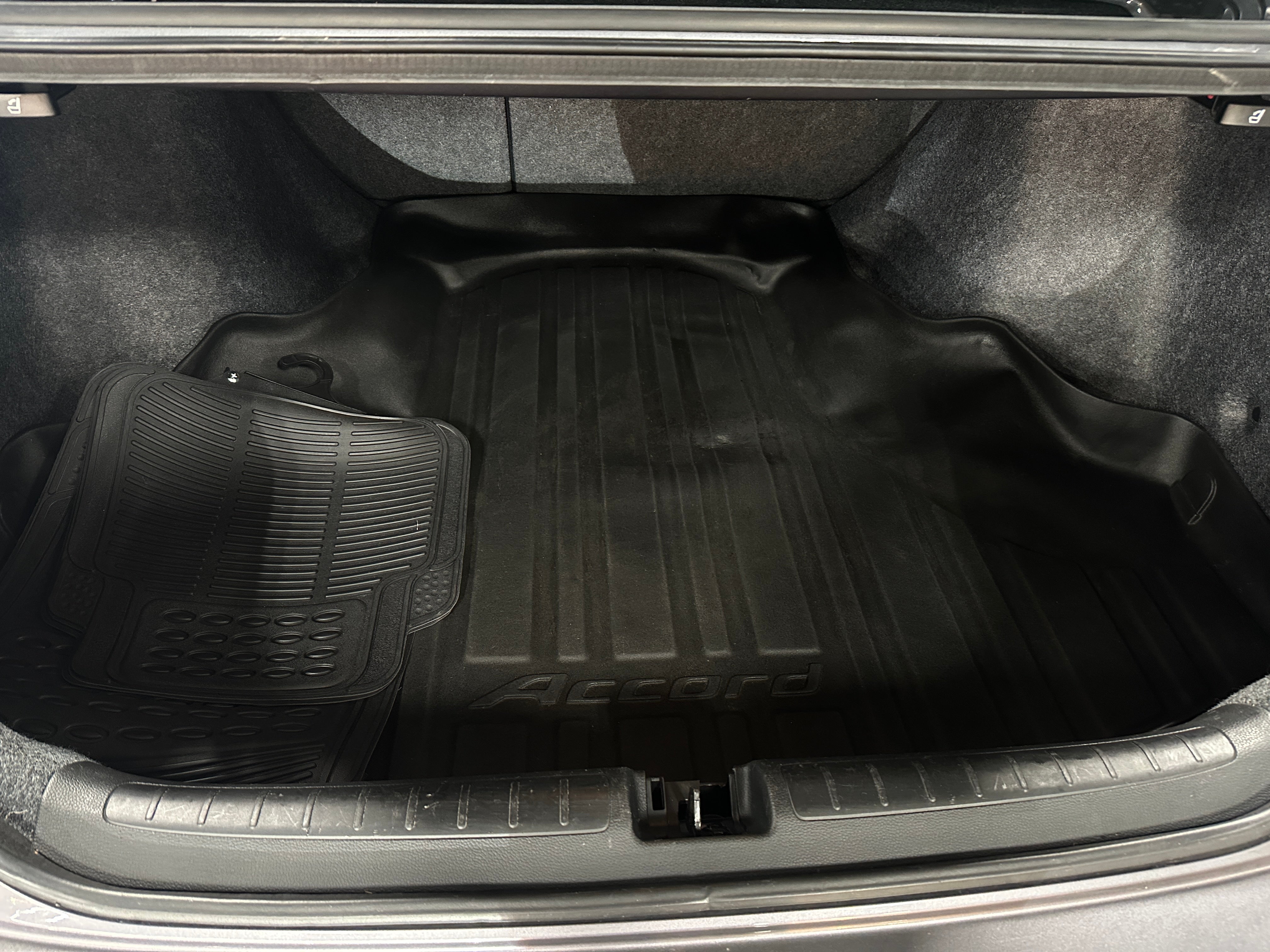 2021 Honda Accord Touring 6