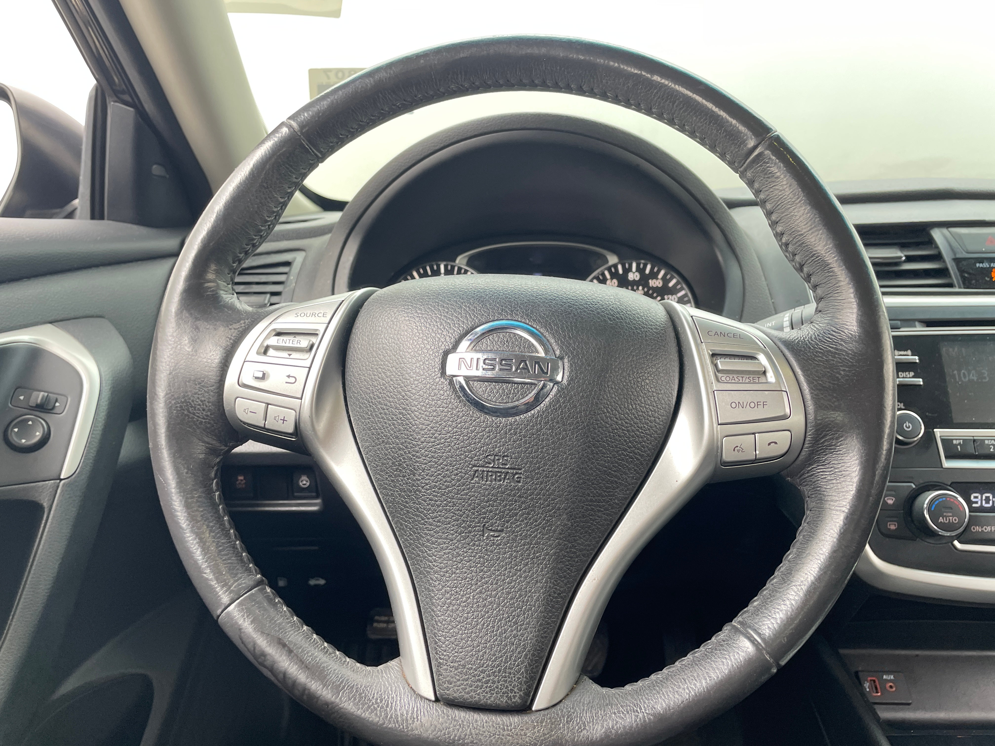 2017 Nissan Altima SL 4