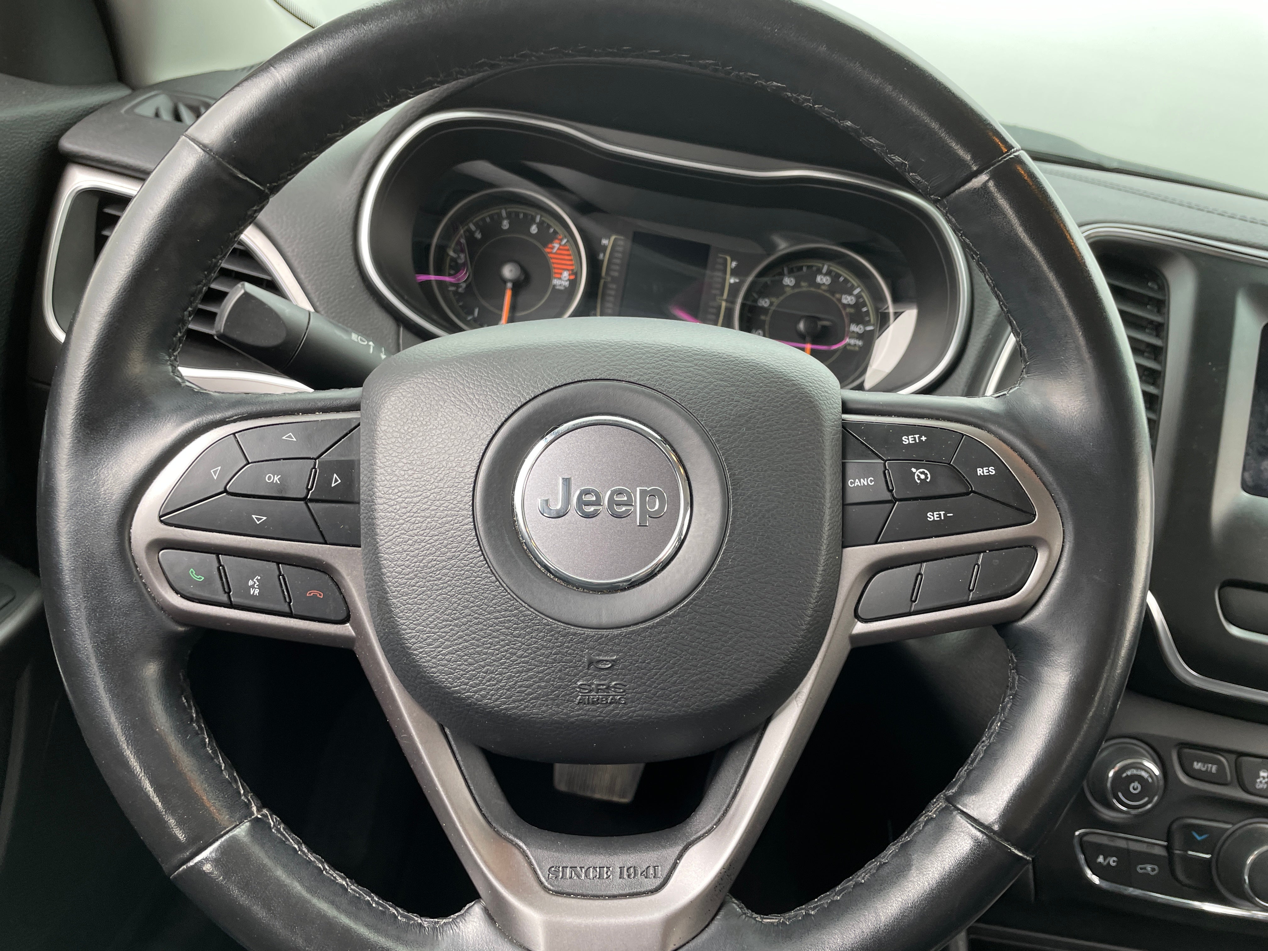 2021 Jeep Cherokee Latitude 4